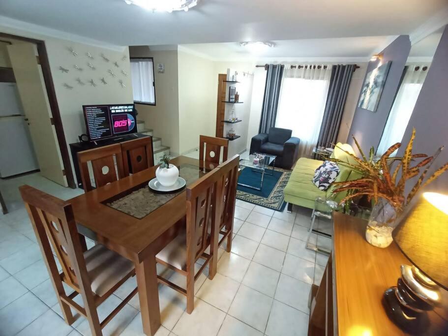 Hermosa y céntrica casa de 3 dormitorios