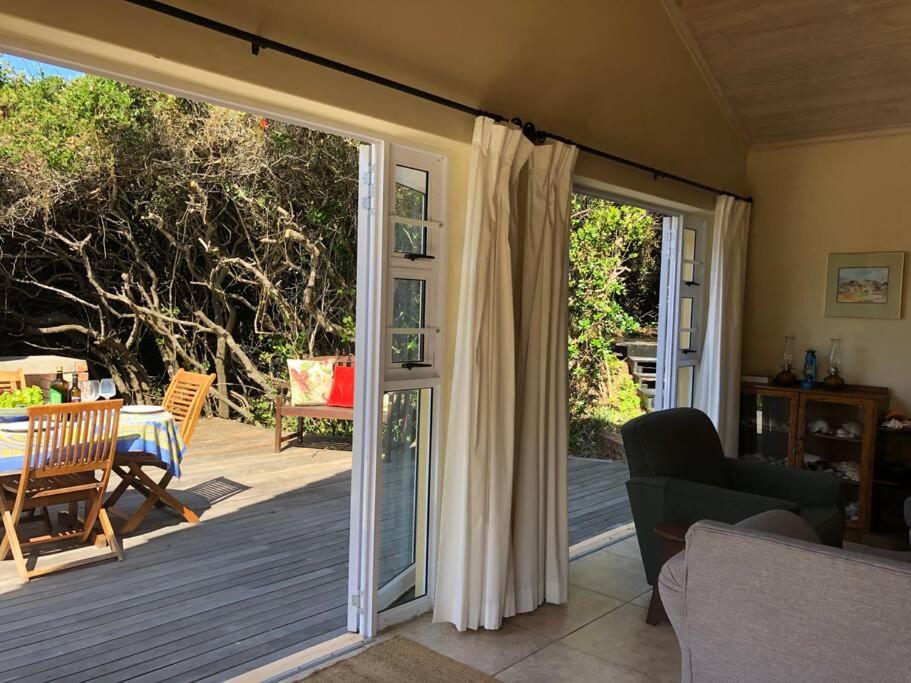 Seals Cottage Excellent Main Beach Access view 2