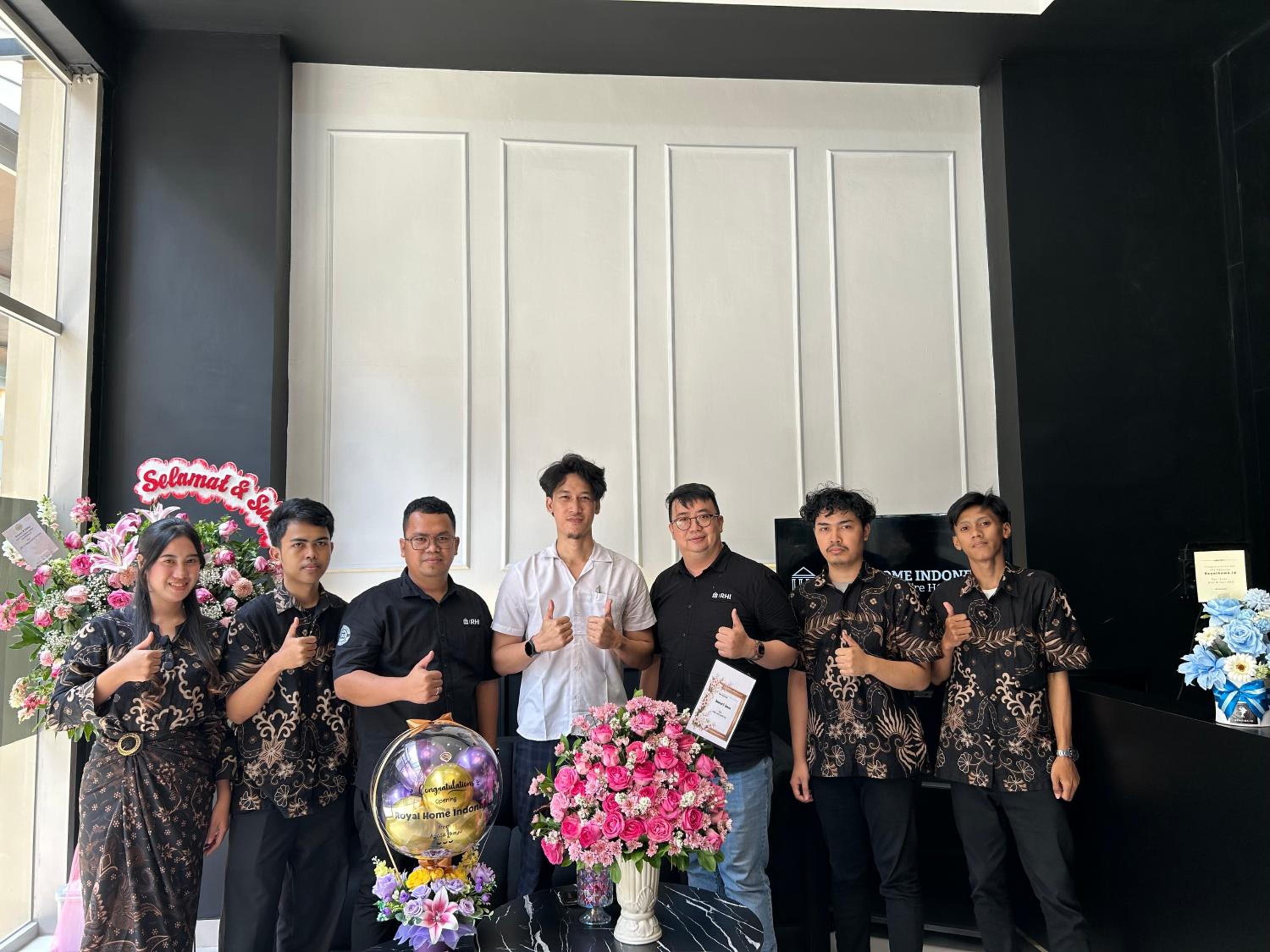 Cozy Furnished Studio Apartemen Transpark Cibubur by Royal Home Indonesia