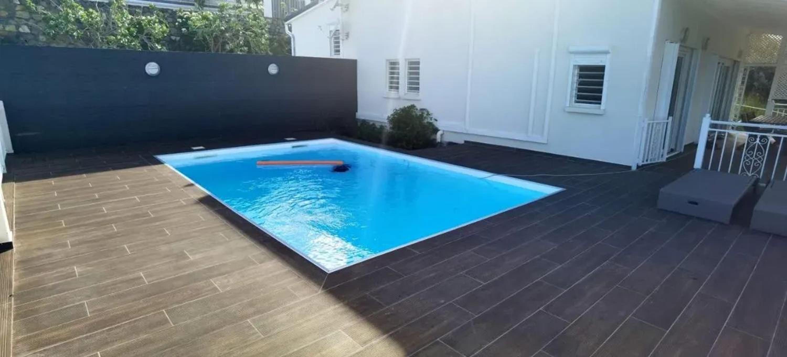 House with pool and beautiful garden in Saint Martin
