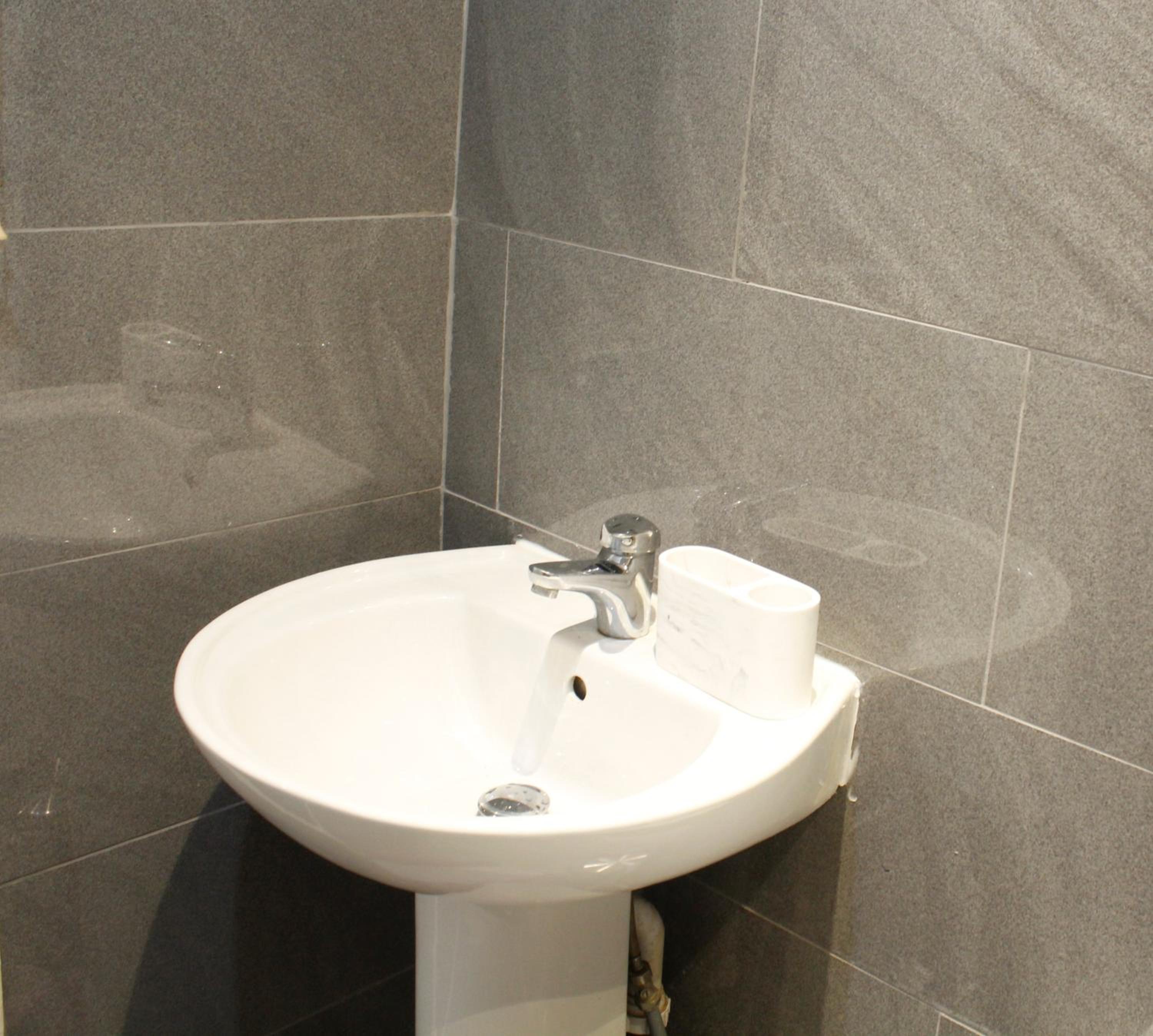 cozy rooms or entire Townhouse in London, close to Tottenham Hotspur Stadium