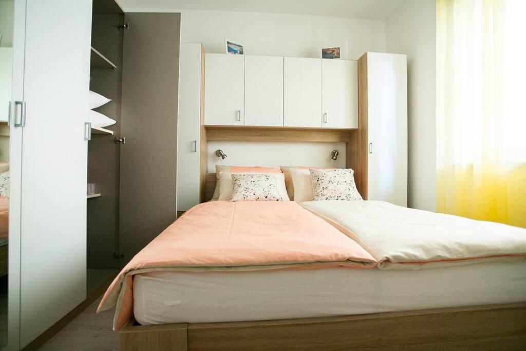 Apartment David, 2mins from town centre view 4