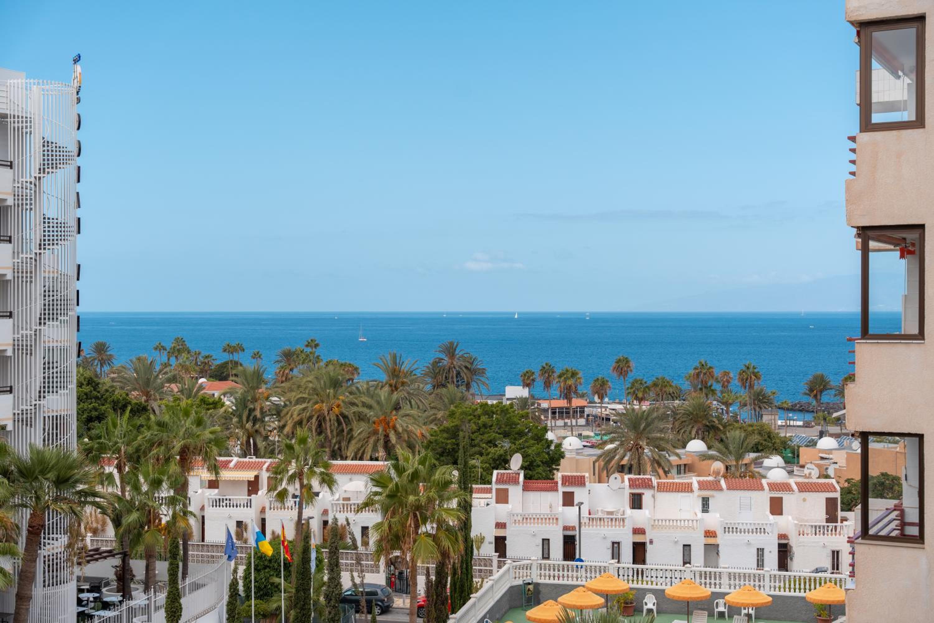 Luxury Studio Quasar Sea View in Olimpia