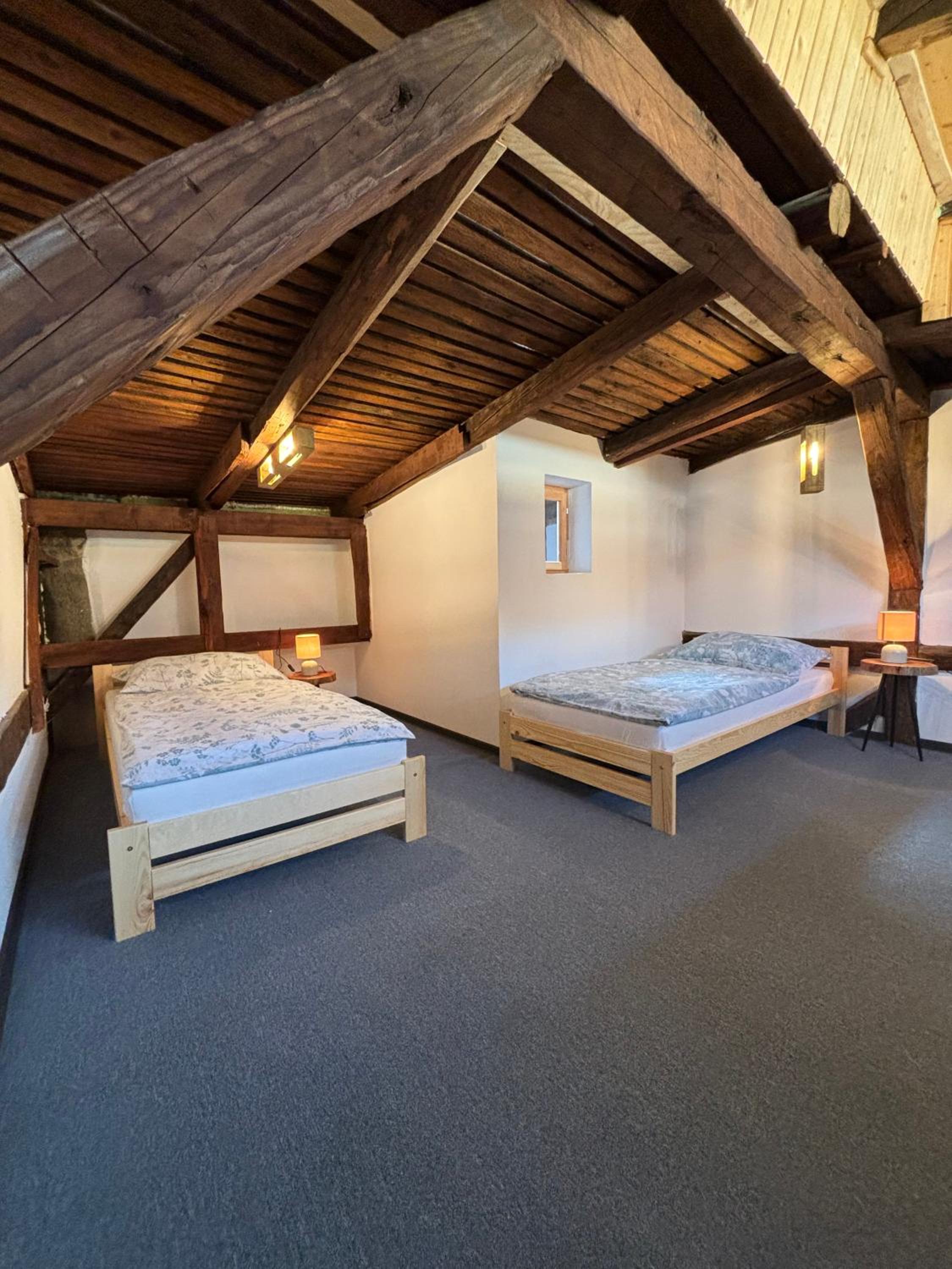 Novozrekonštruovaný 79m2 mezonetový byt v centre mesta