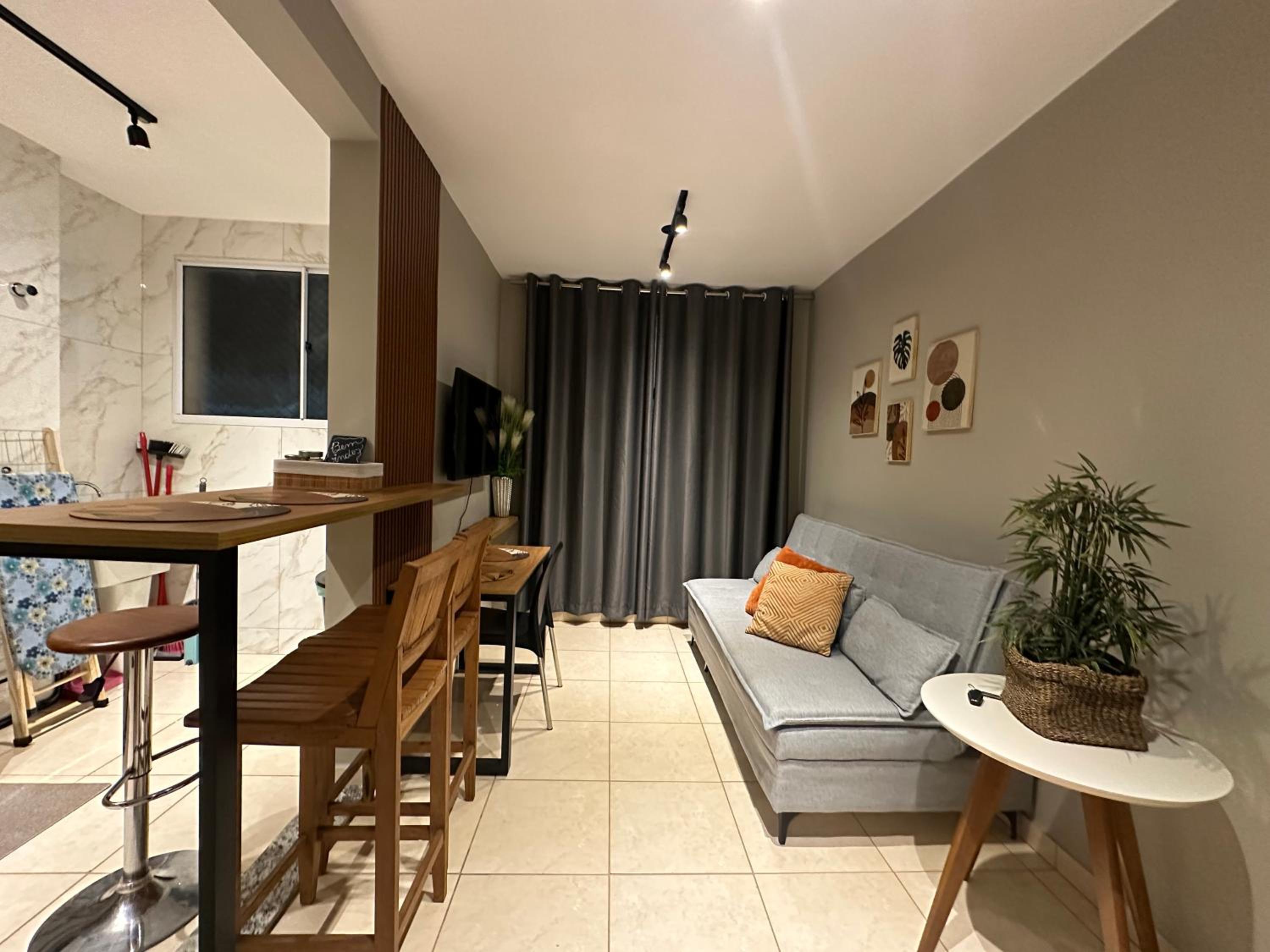 Flats Praia Uberlandia - Apt próximo ao Praia Clube - Area de lazer com Portaria 24 horas, piscina, academia, brinquedoteca, churrasqueira e áreas verdes p