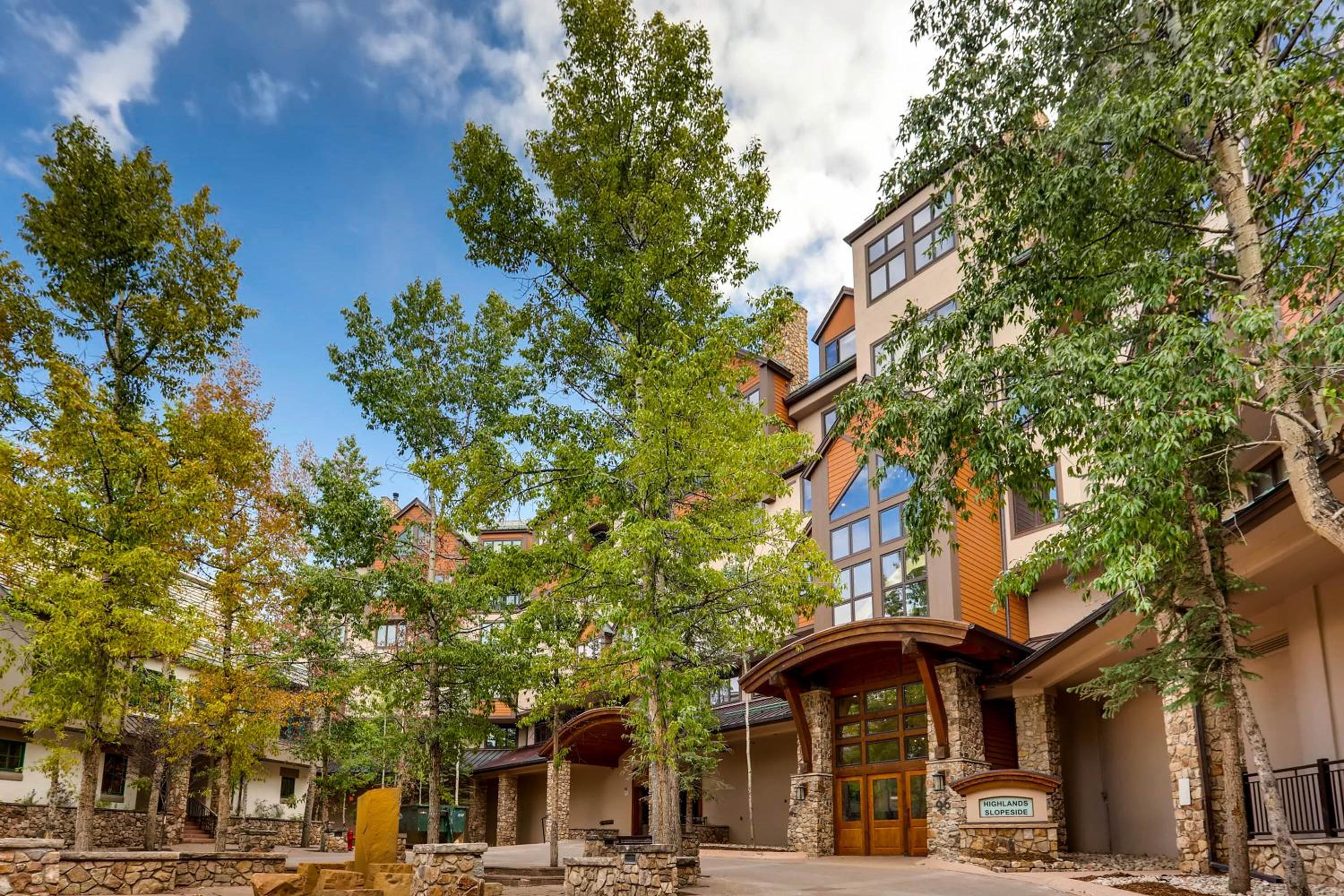Highlands Slopeside 200 by East West Hospitality view 3