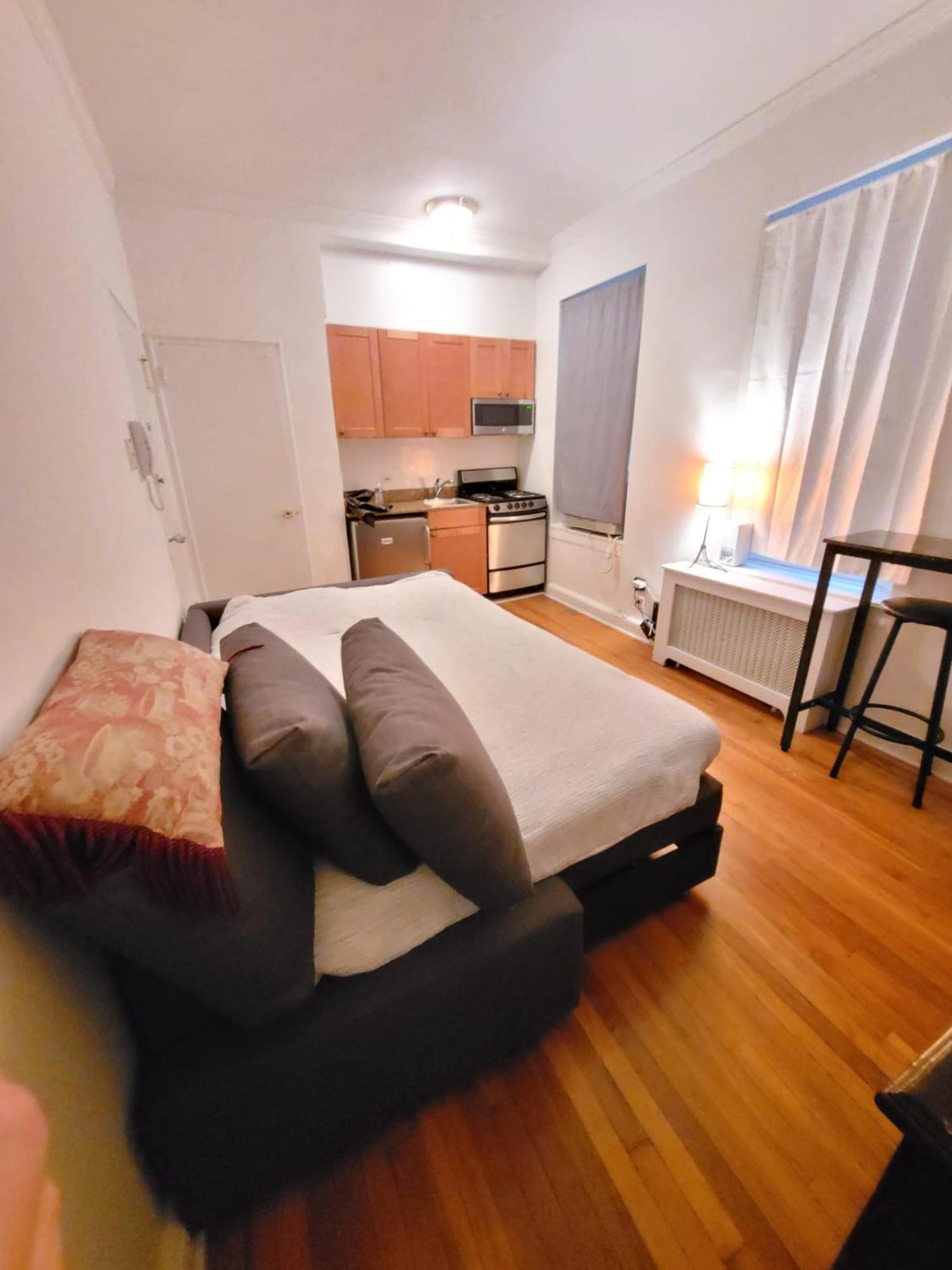 Manhattan Stylish Studio in the Upper East Side