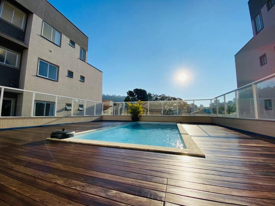 Apartamento novo - 400m do mar Bombinhas