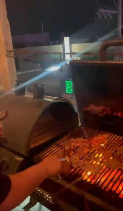 Habitacion tipo hotel centrico 3 camas, cocina,WIFI E