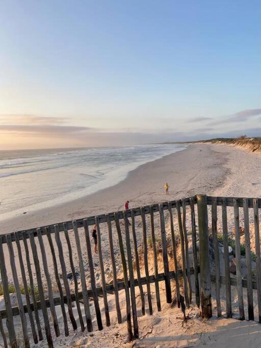 Cozy Holiday Cottage - XX Cottage Yzerfontein