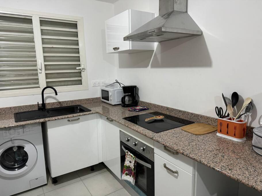 Le Gosier Coastal Residence view 4