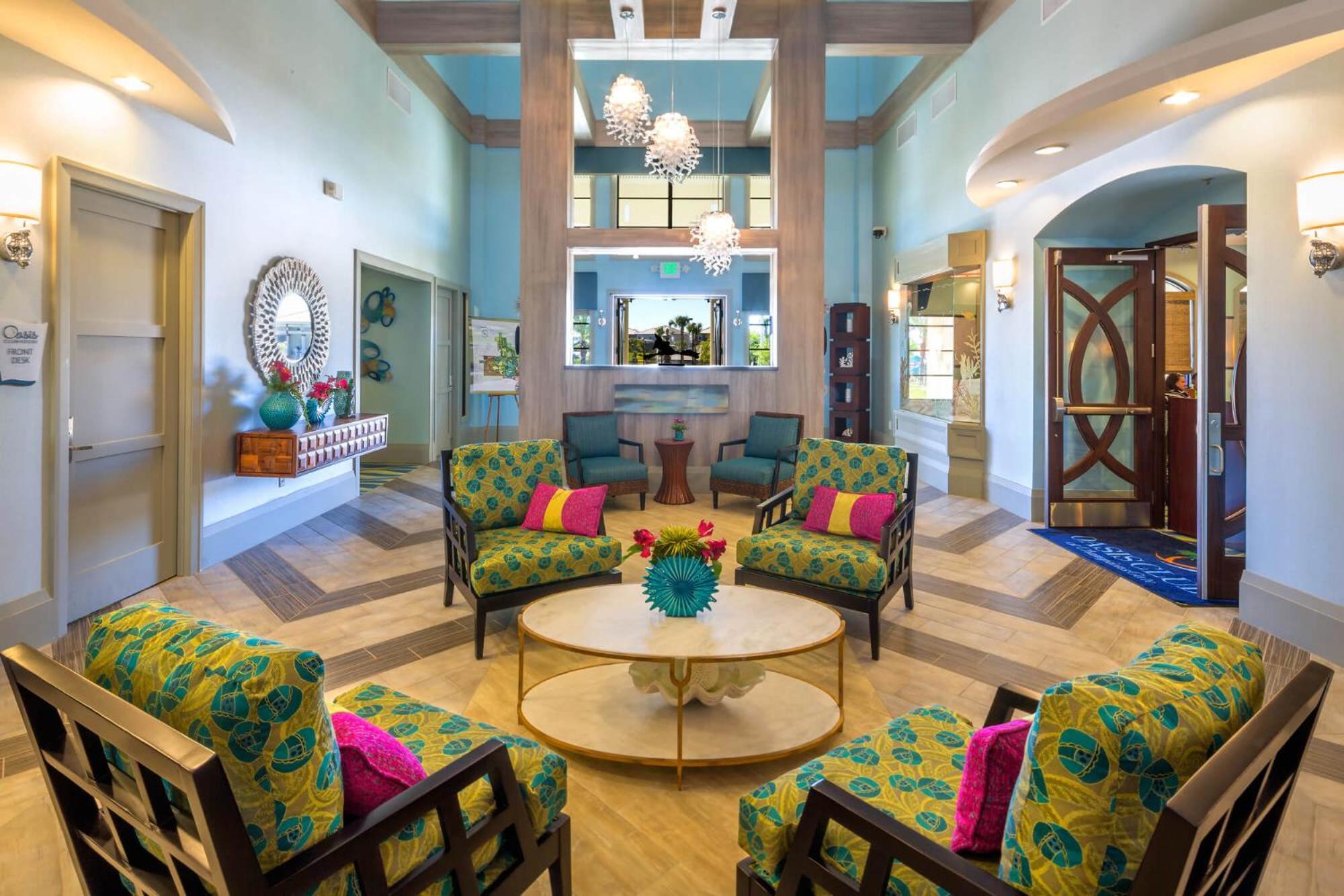 Resort Luxury Spacious Pool Home Game Room & Electronic Recliners