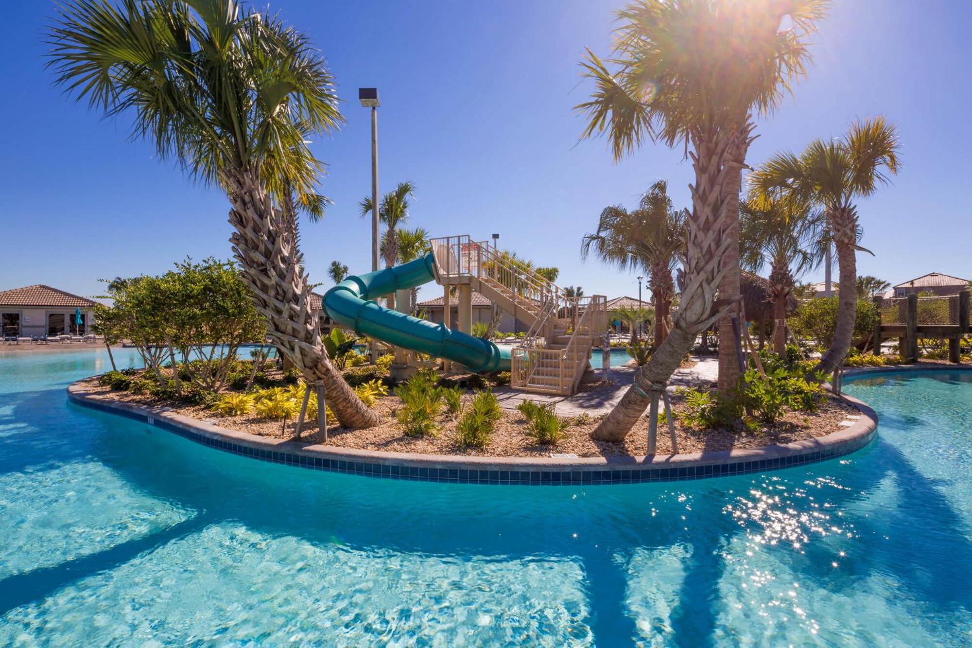 Resort Luxury Spacious Pool Home Game Room & Electronic Recliners