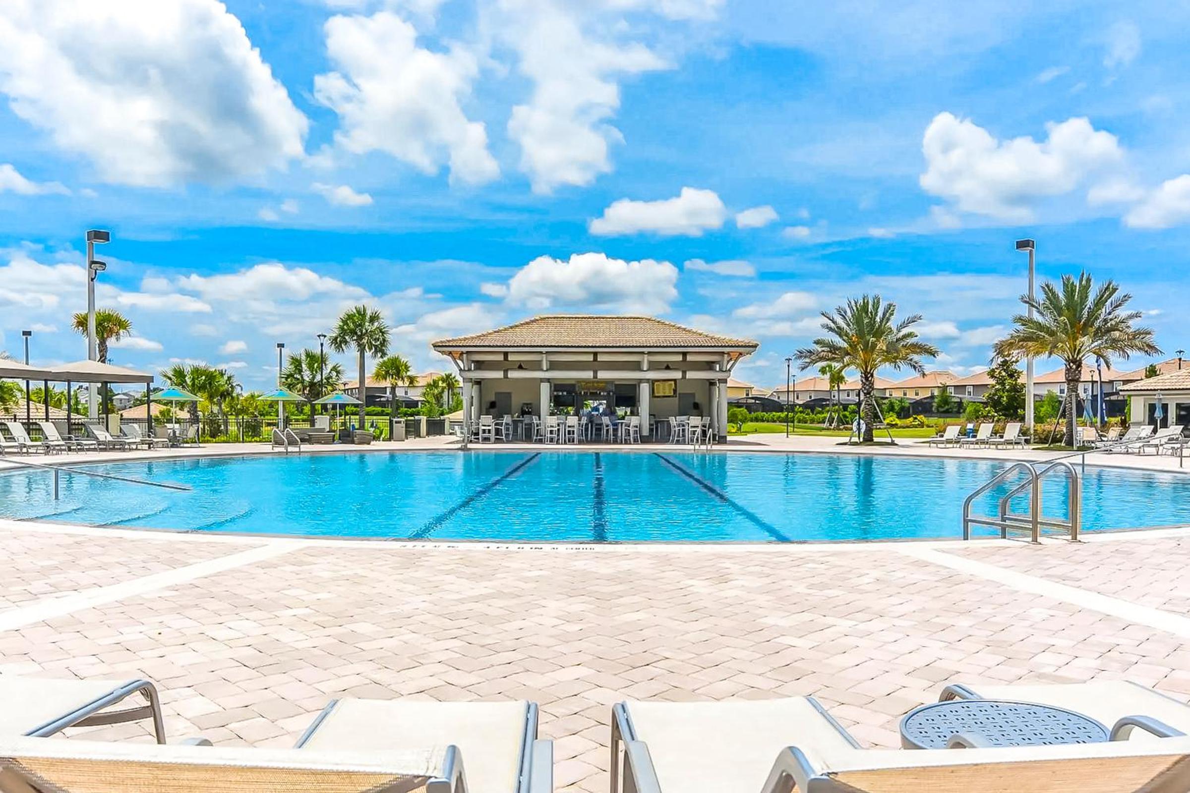 Resort Luxury Spacious Pool Home Game Room & Electronic Recliners