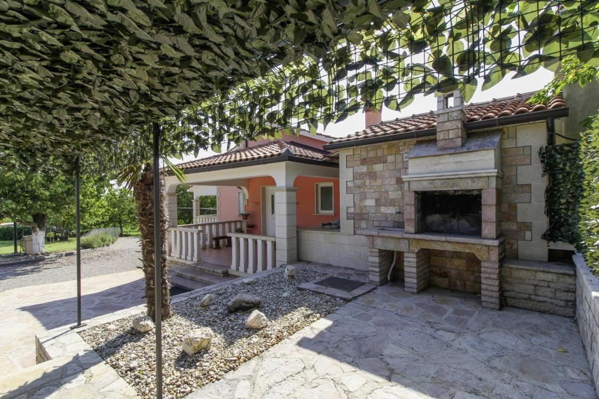 Linda in Lovrinići (Haus für 5-6 Personen) view 5