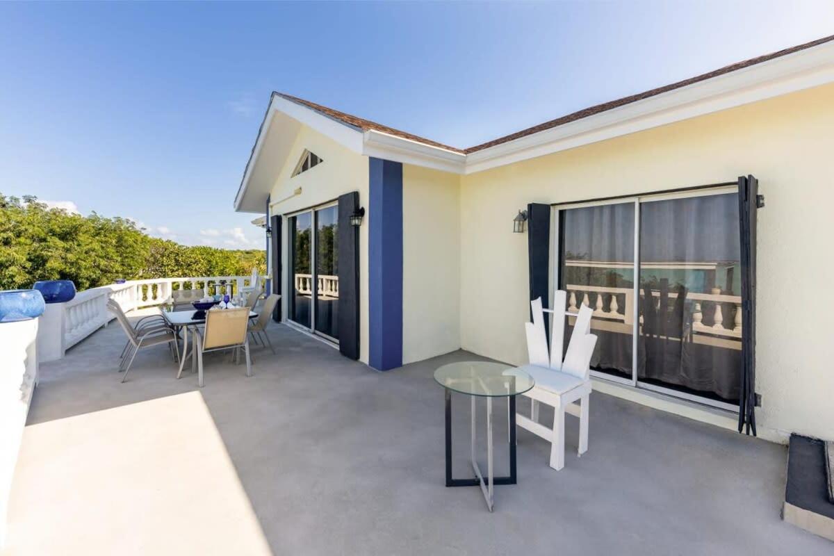 Secluded Escape, Ocean Views, Plunge Pool and Hot Tub, Overlooking Scenic Turquoise Waters