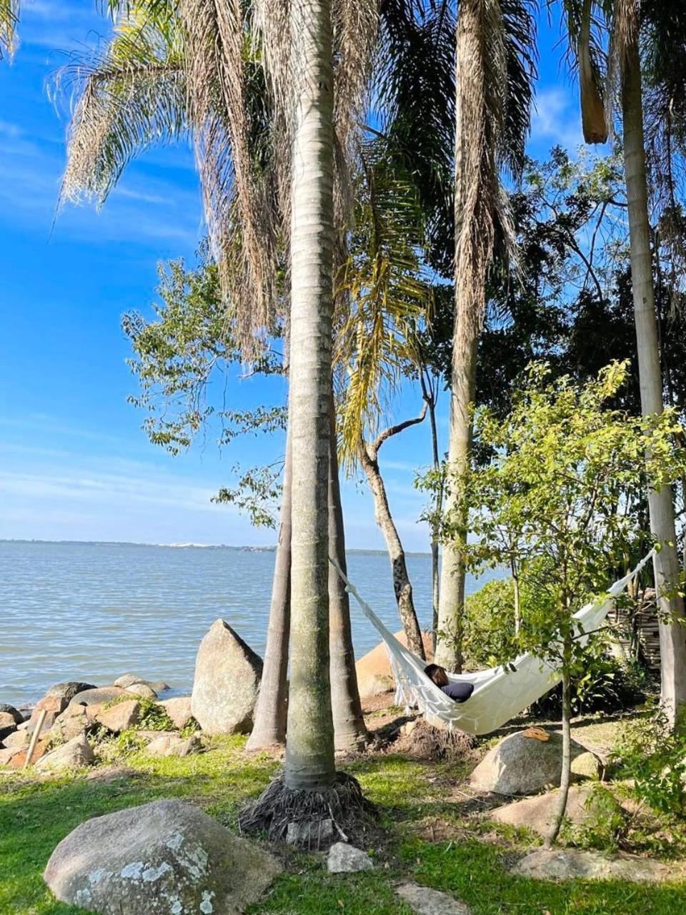 Casa Com Vista Incrível na Lagoa Imaruí - SRR005
