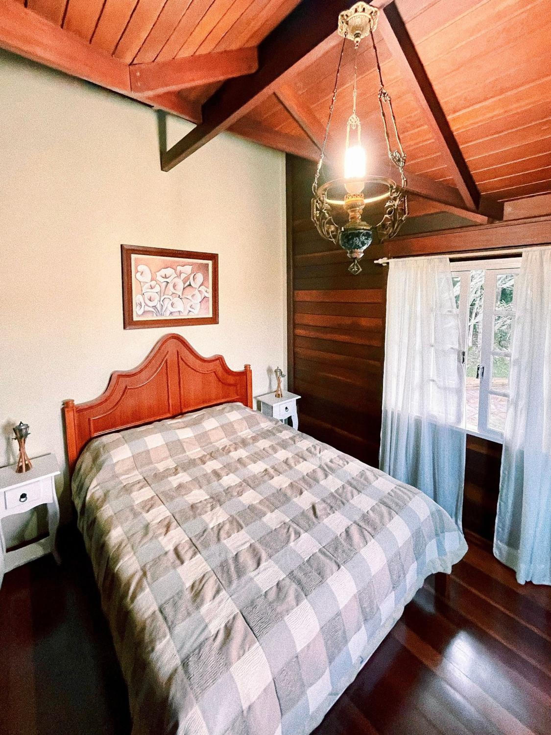 Casa Com Vista Incrível na Lagoa Imaruí - SRR005