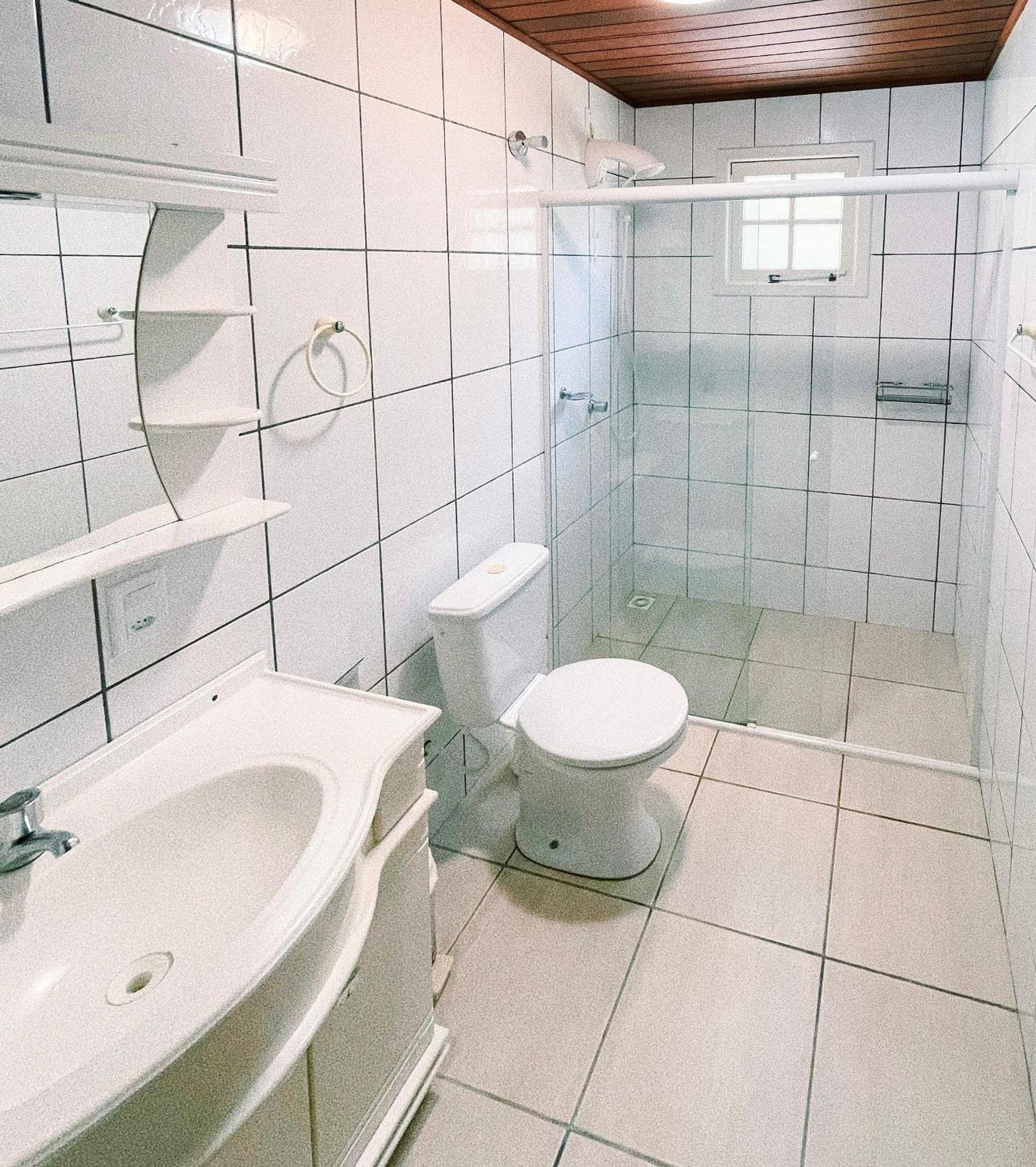 Casa Com Vista Incrível na Lagoa Imaruí - SRR005