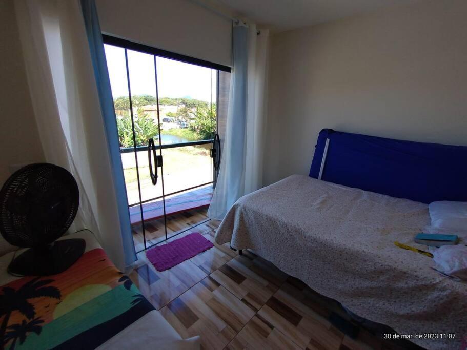 Casa com piscina próximo à praia