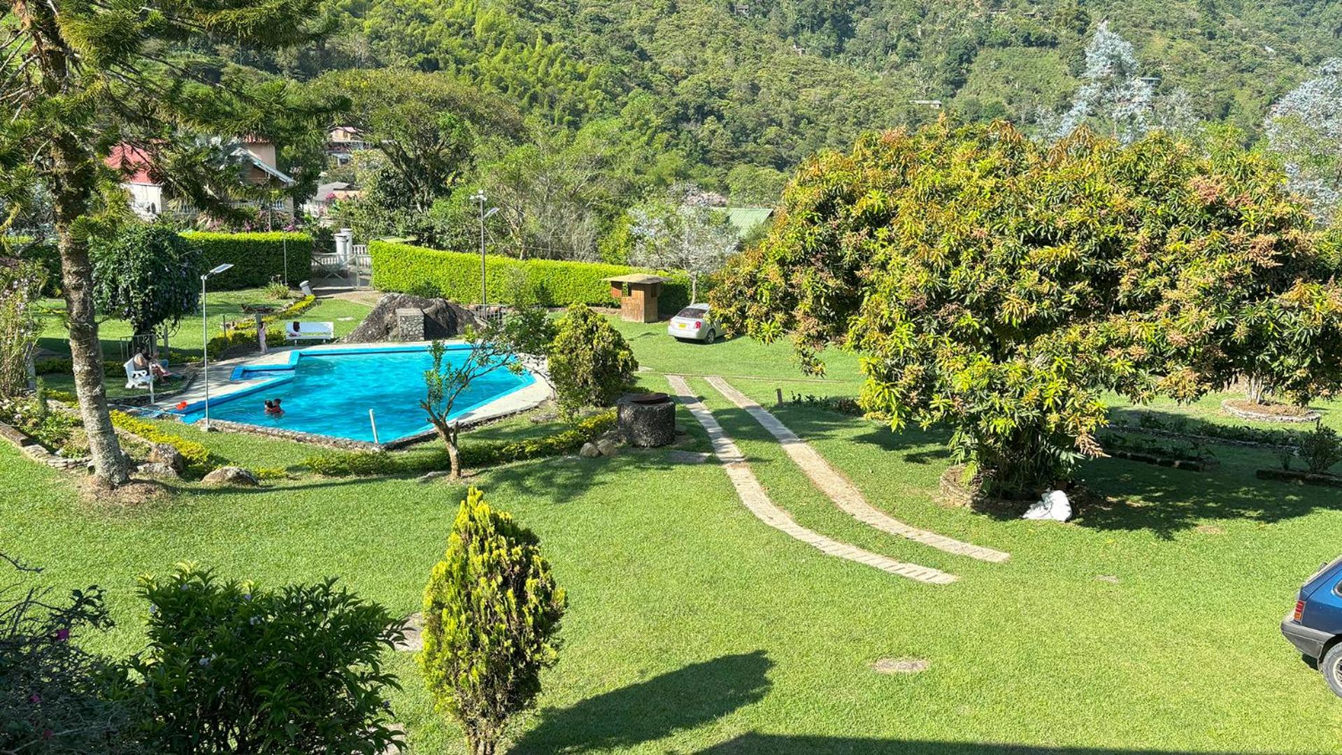 Finca con piscina los Eucaliptos Cali- Pance