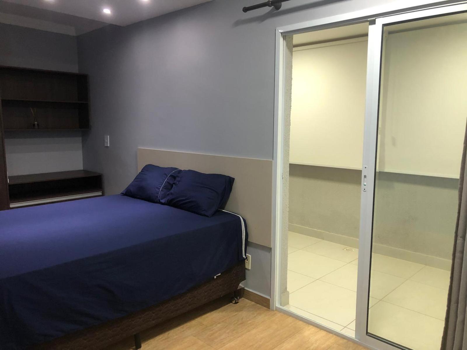 Flat Red Sorocaba - Blue