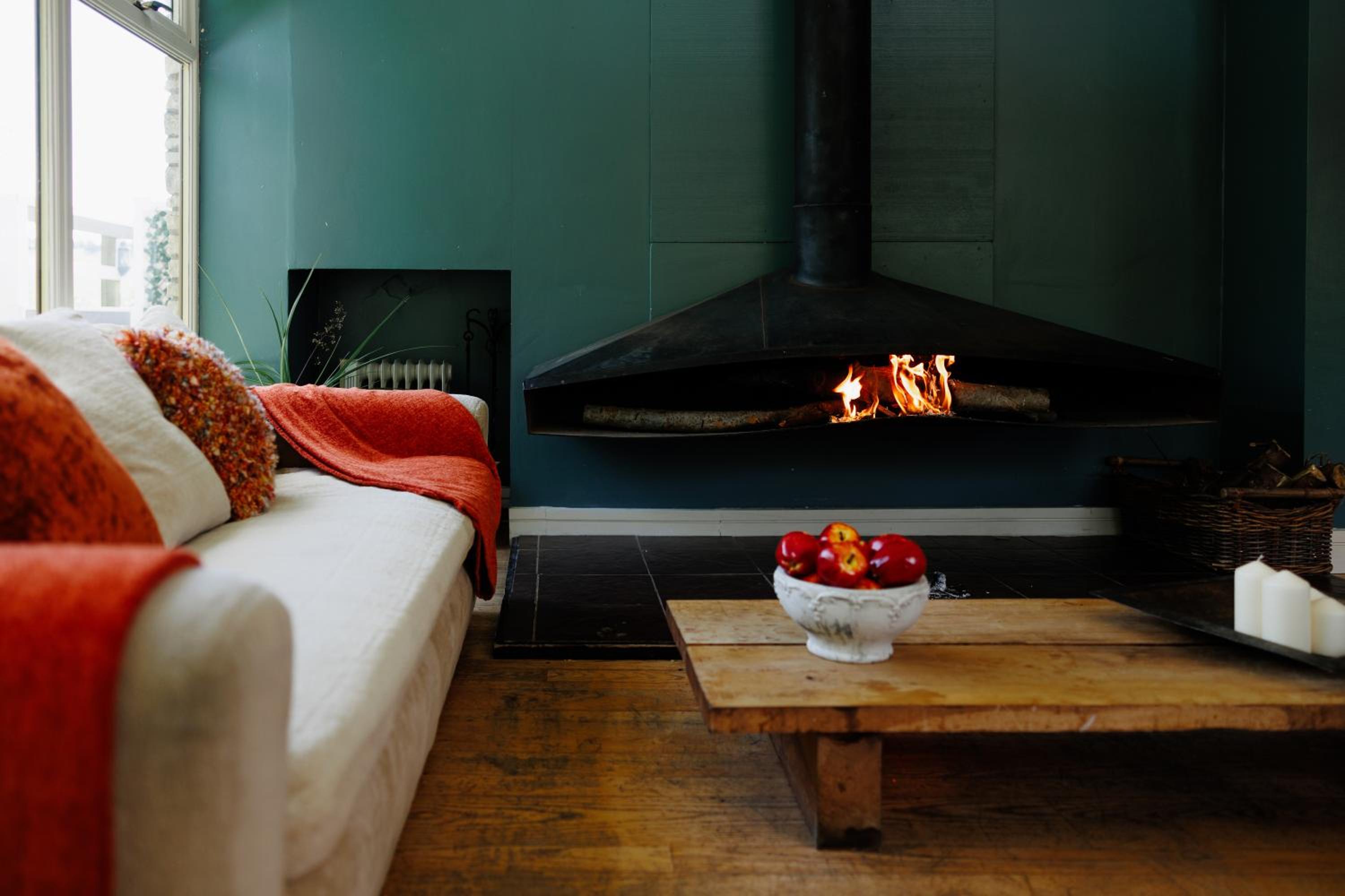 The West Barn near Bath, sleeps 24 and 2 hot tubs