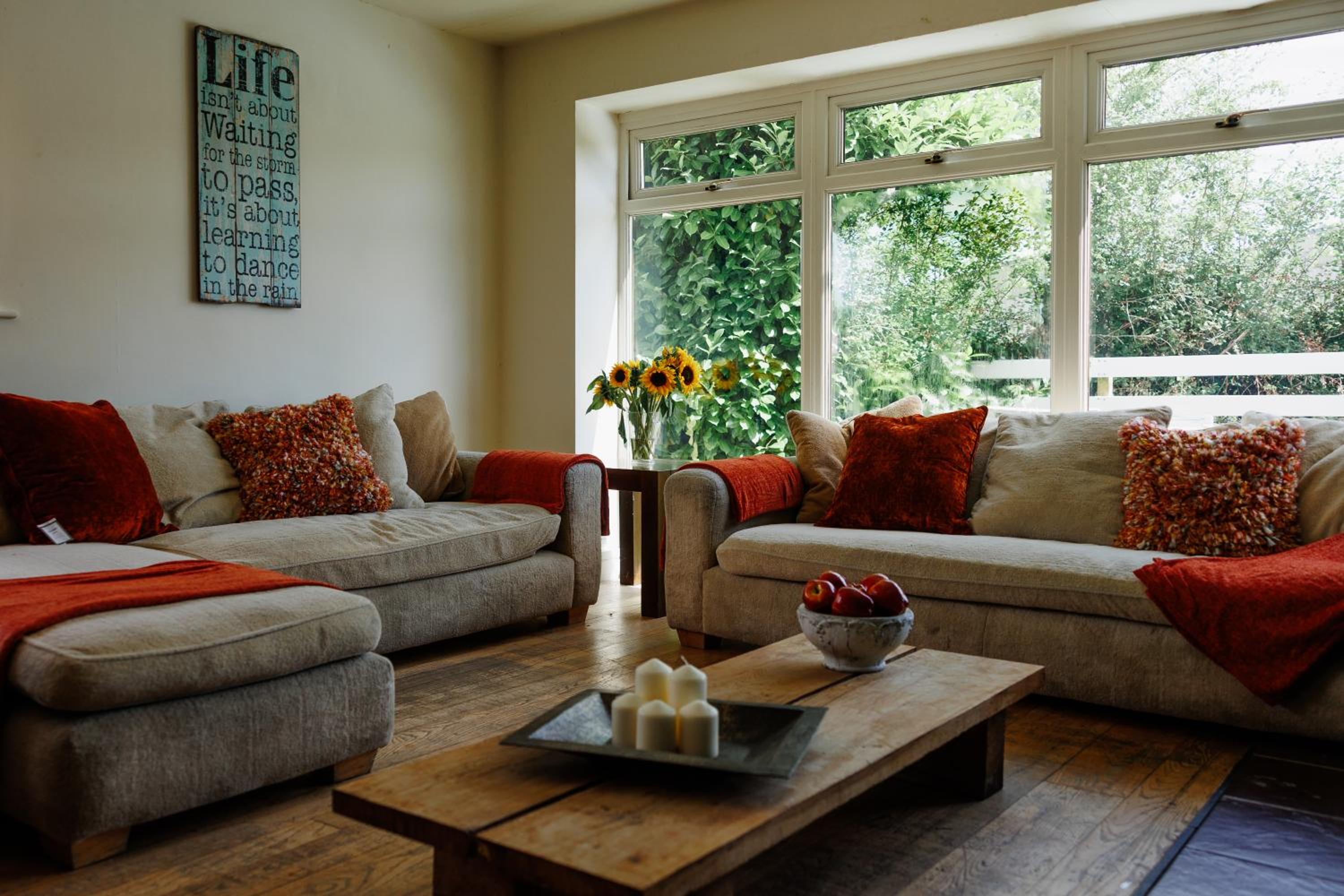 The West Barn near Bath, sleeps 24 and 2 hot tubs