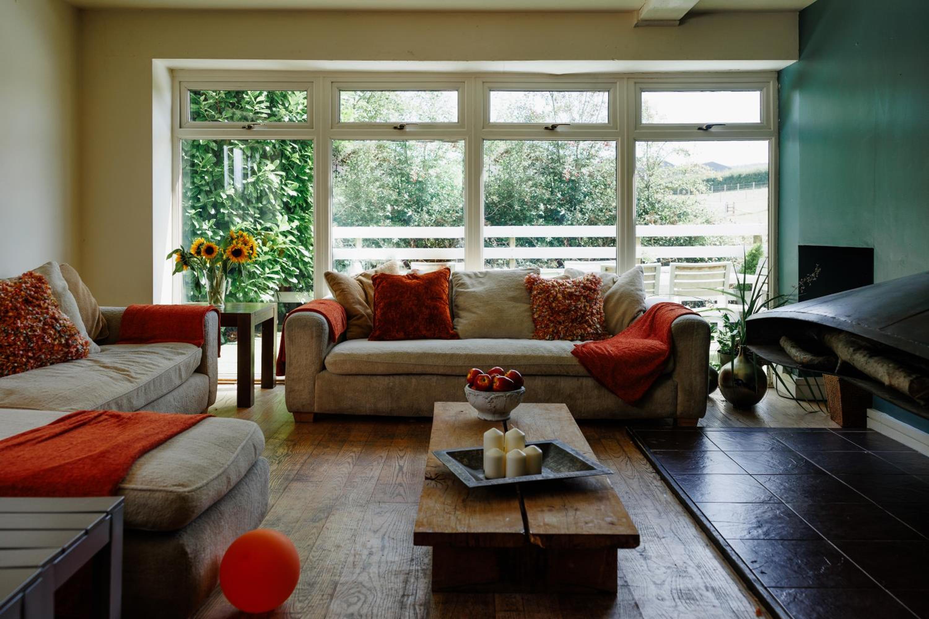 The West Barn near Bath, sleeps 24 and 2 hot tubs