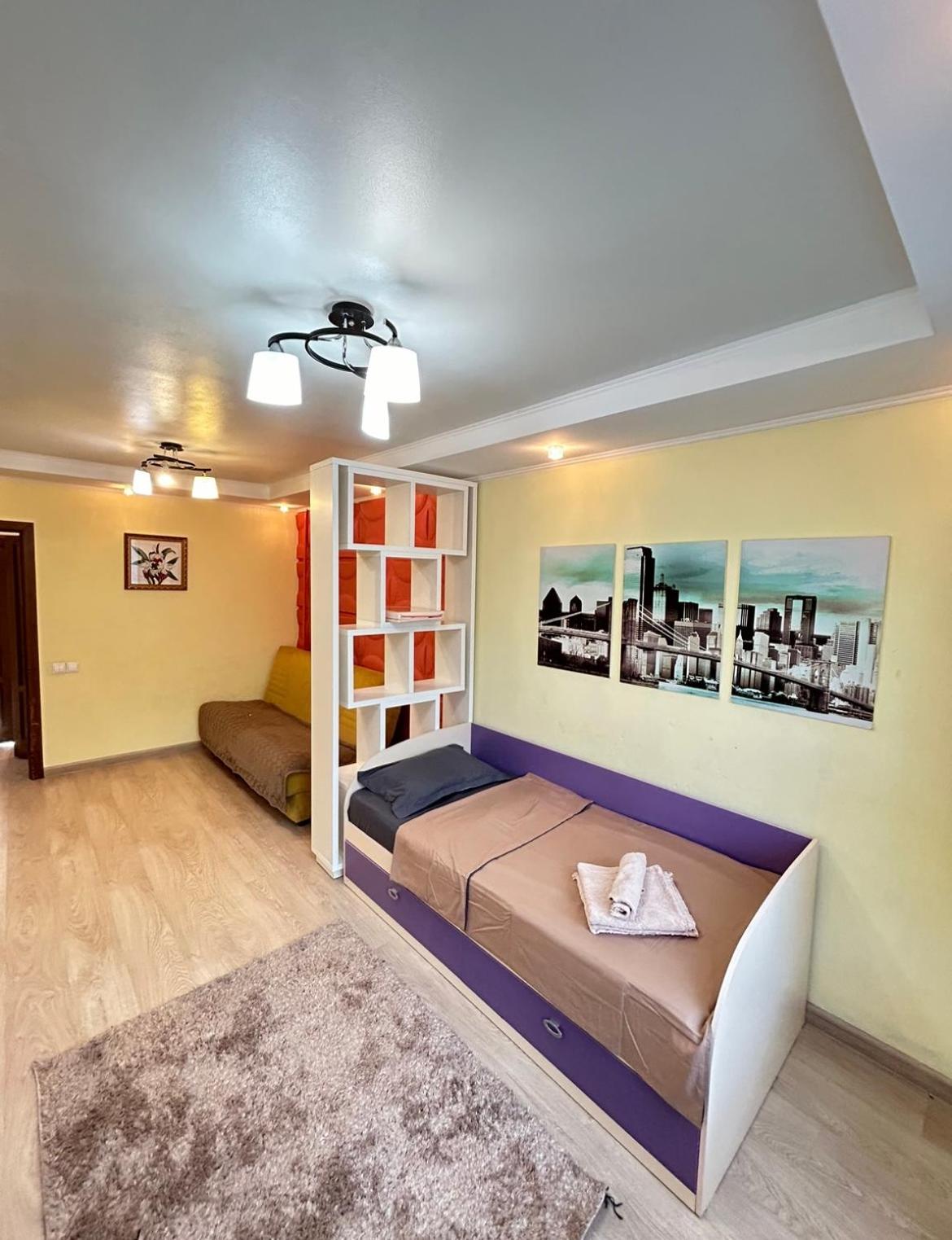 3 rooms apartaments orbita near Mega Almaty view 5
