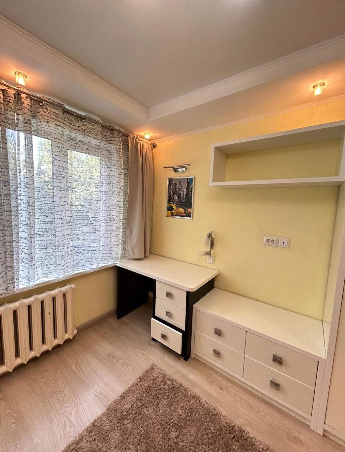 3 rooms apartaments orbita near Mega Almaty view 2