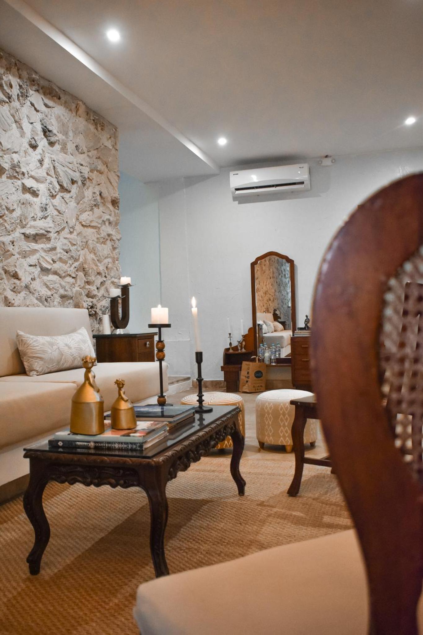 Casa Noa Colonial Rooms
