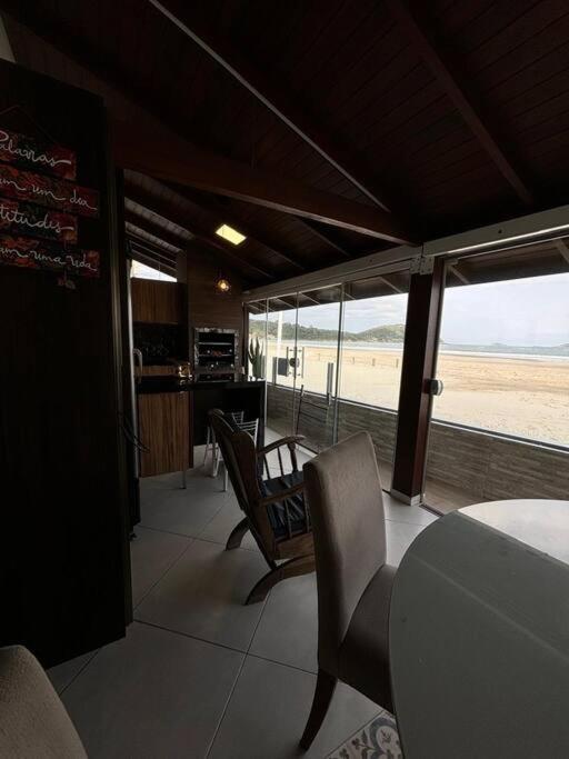 Casa Ocean Pé na areia