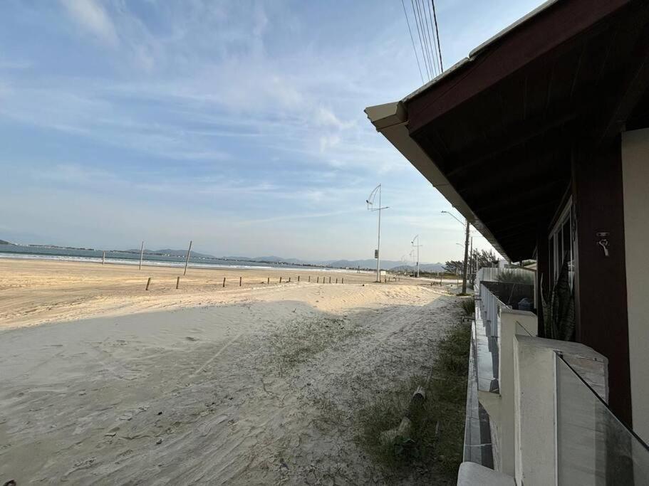 Casa Ocean Pé na areia