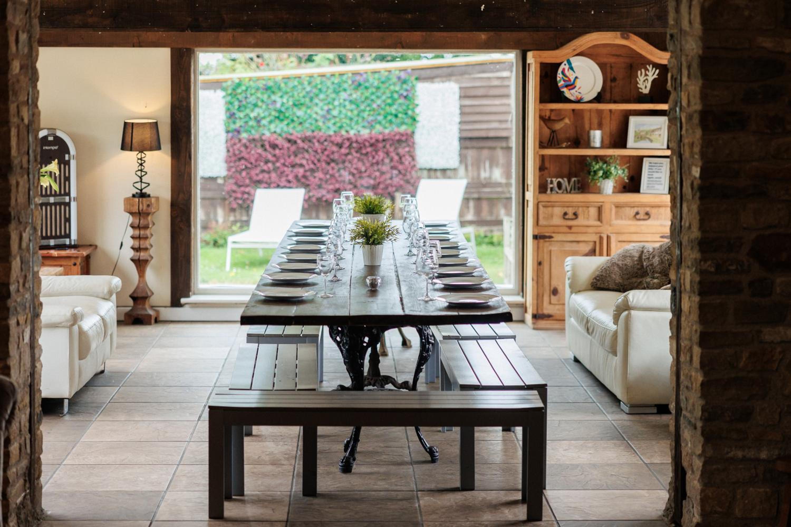 Bramley Barn near Bath + Hot tub view 4