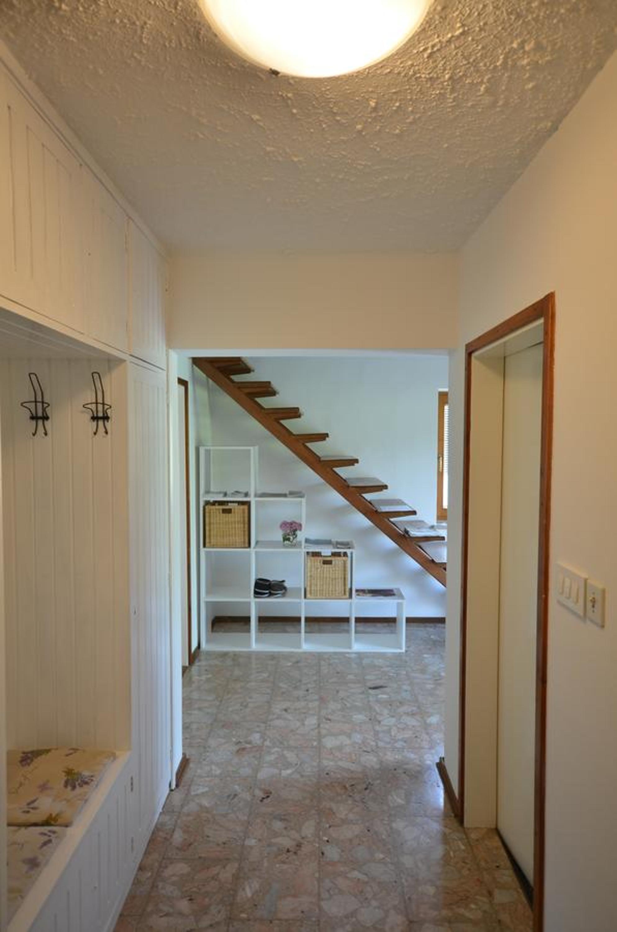 Anna's House view 5