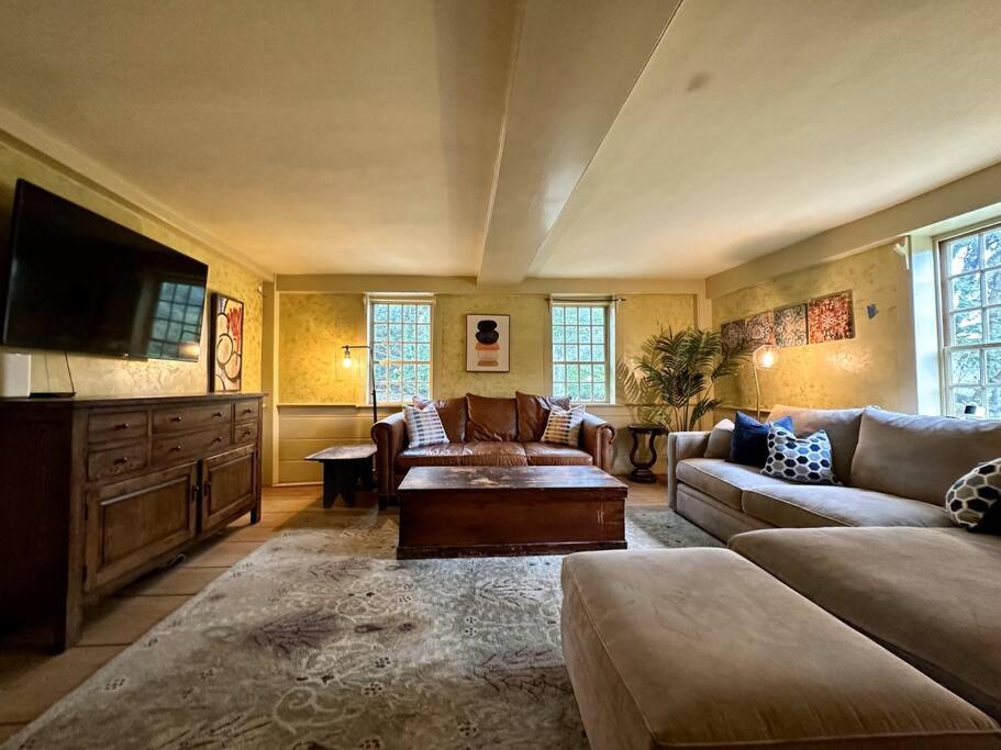 Historic Farm on 96 Acres! view 3