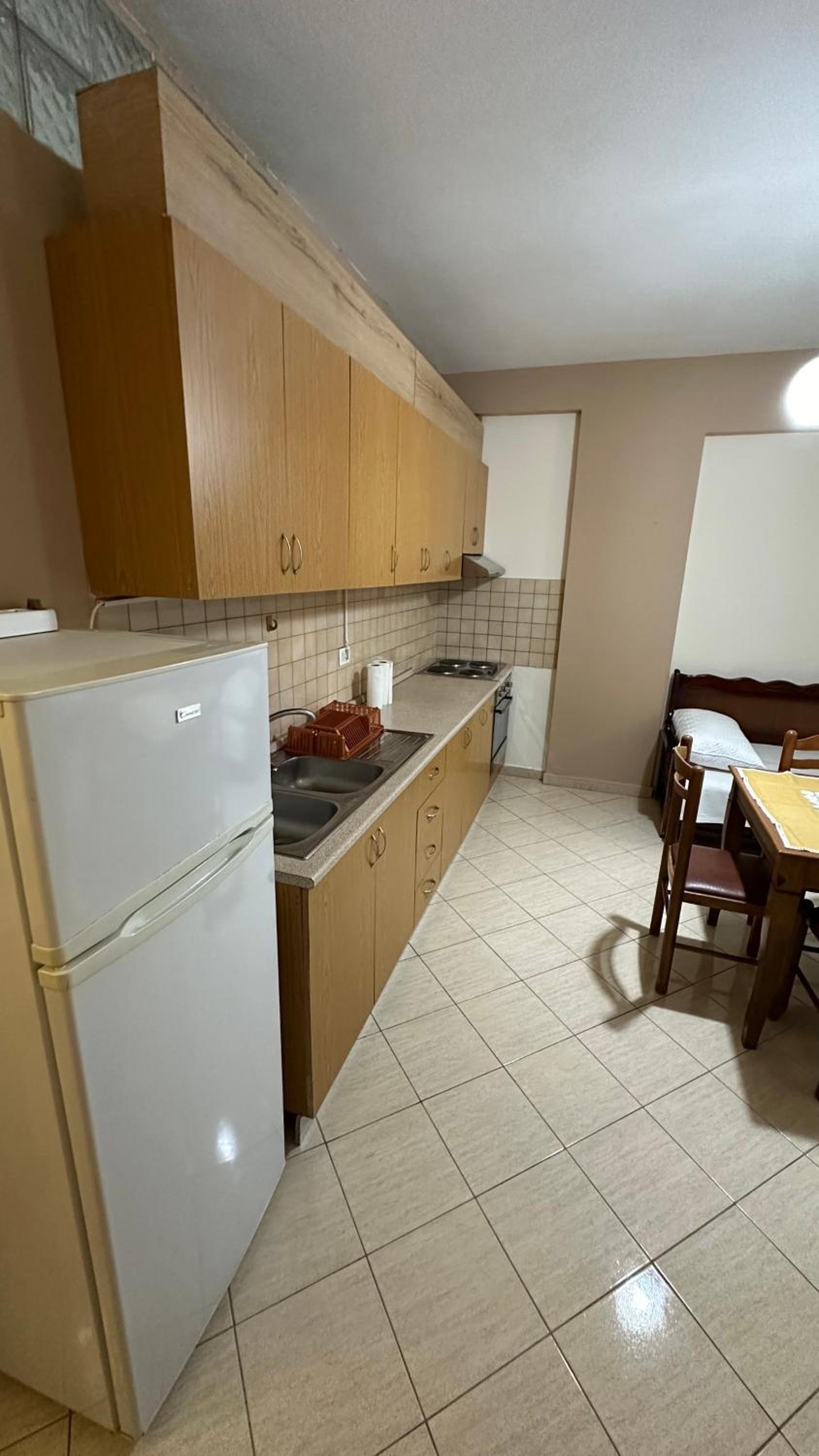 Eno’s apartment 7