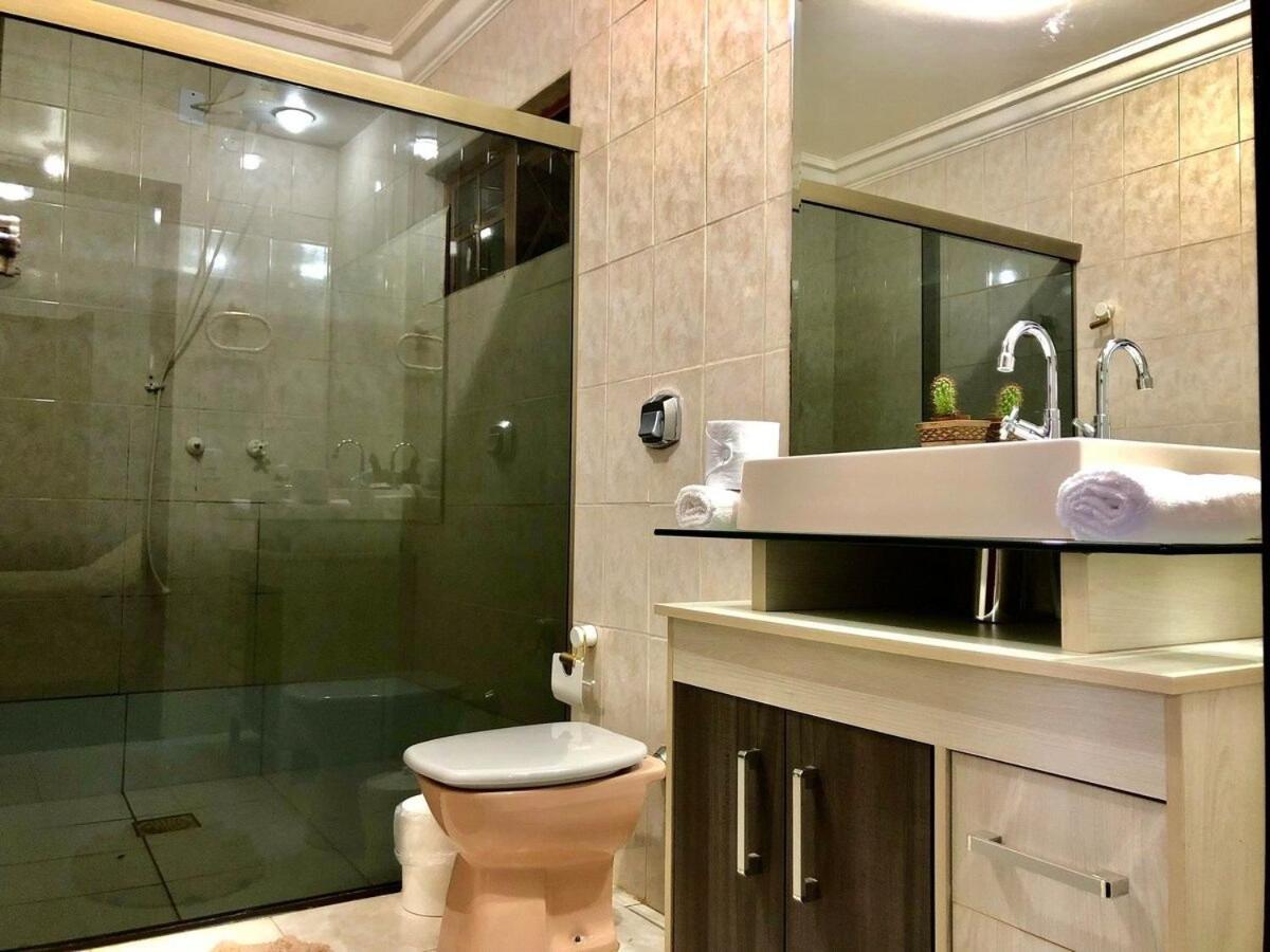House with Pool near Attractions / Wi-Fi / Garage