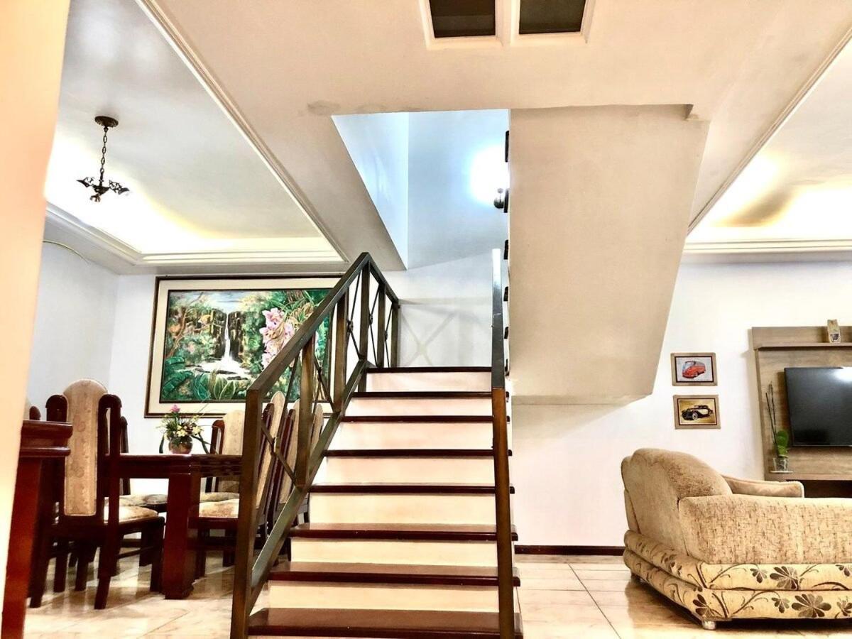 House with Pool near Attractions / Wi-Fi / Garage