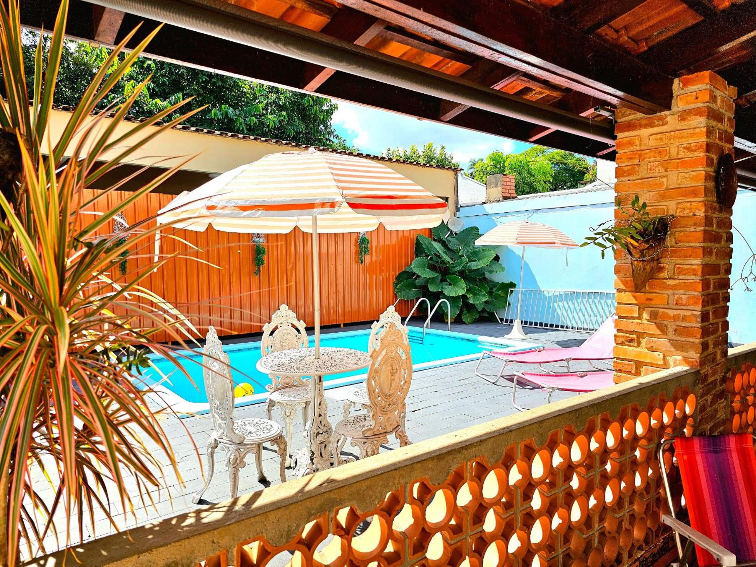 House with Pool near Attractions / Wi-Fi / Garage