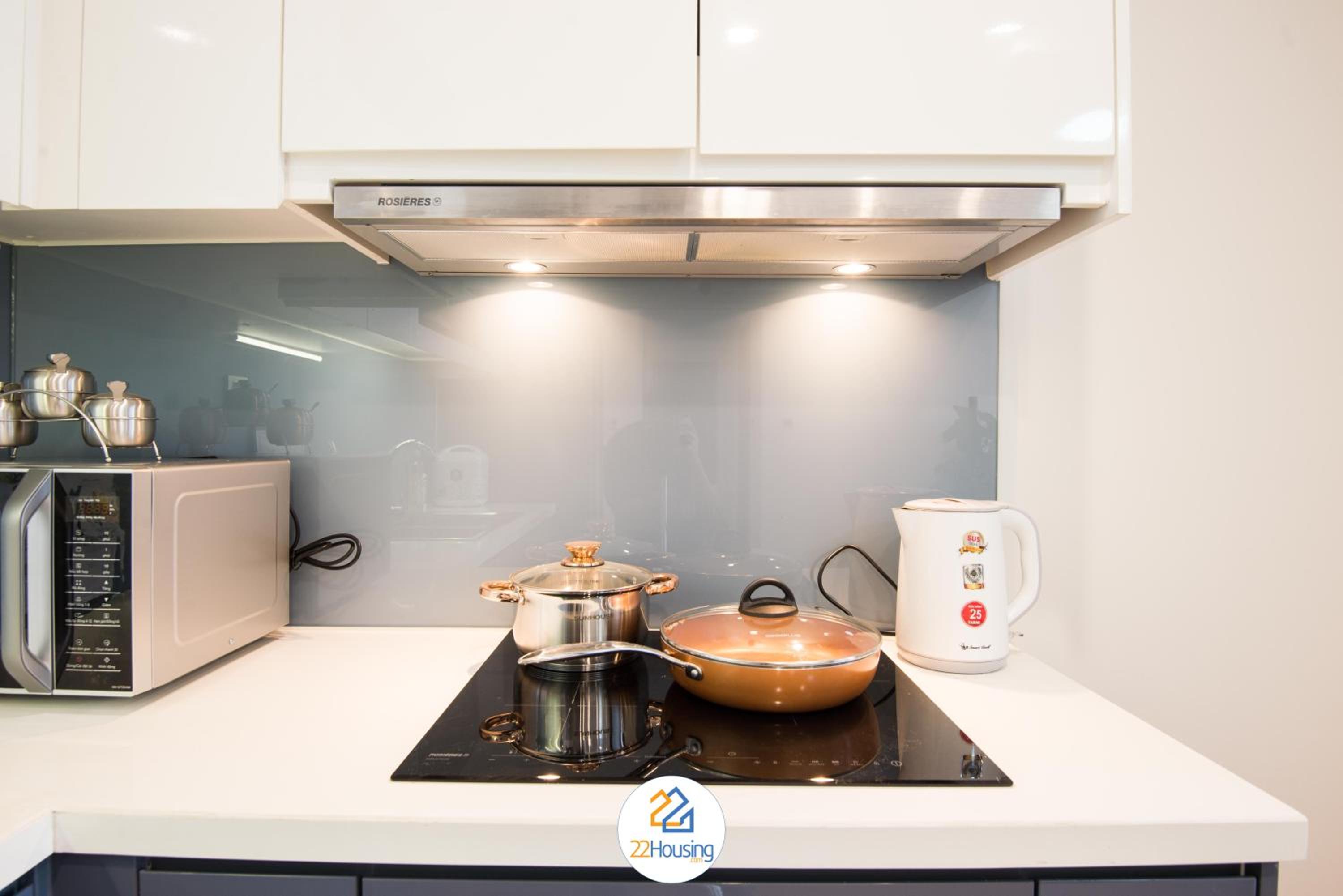 Sunny Vinhome Metropolis Apartment