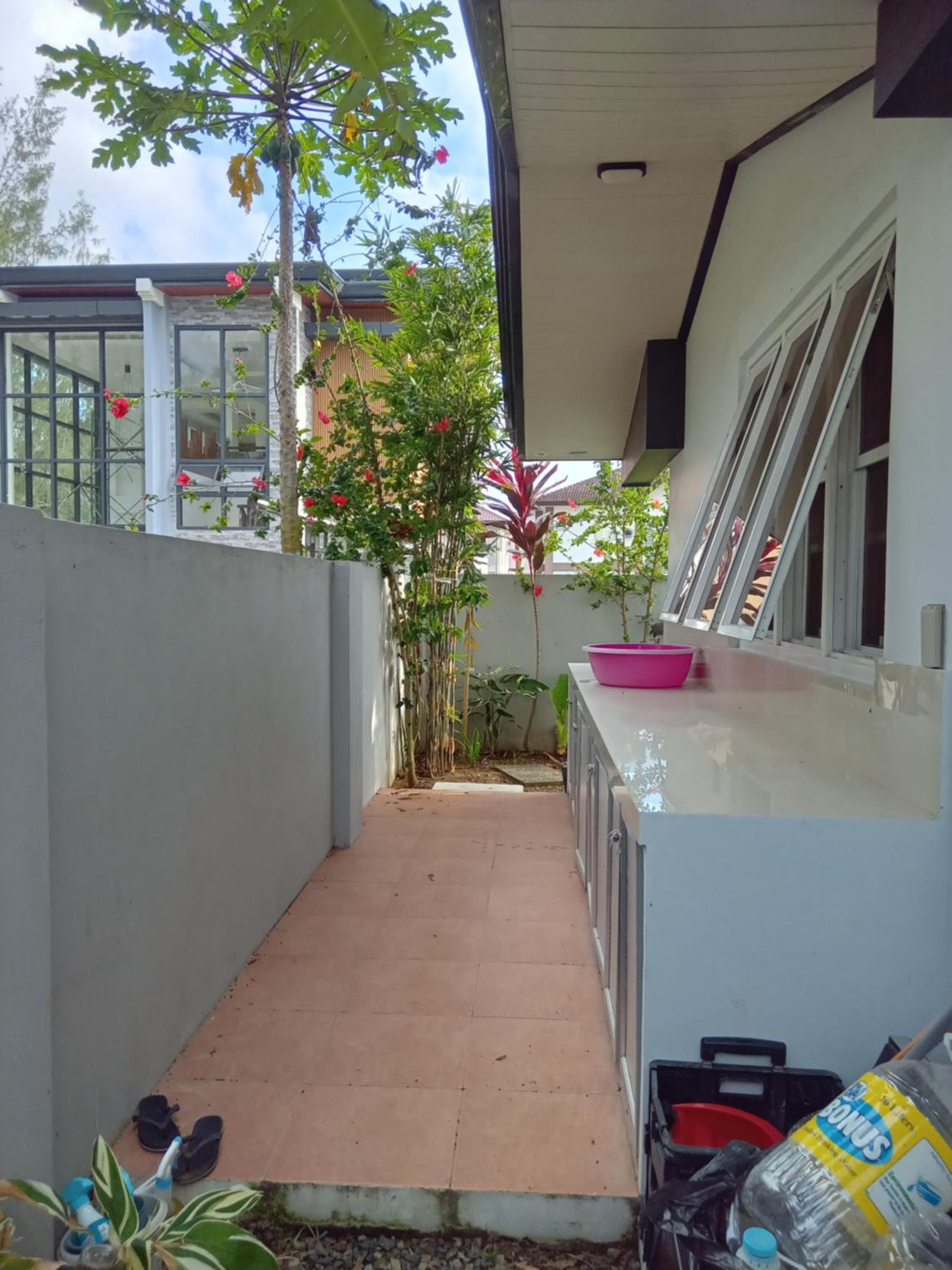 Photo 32