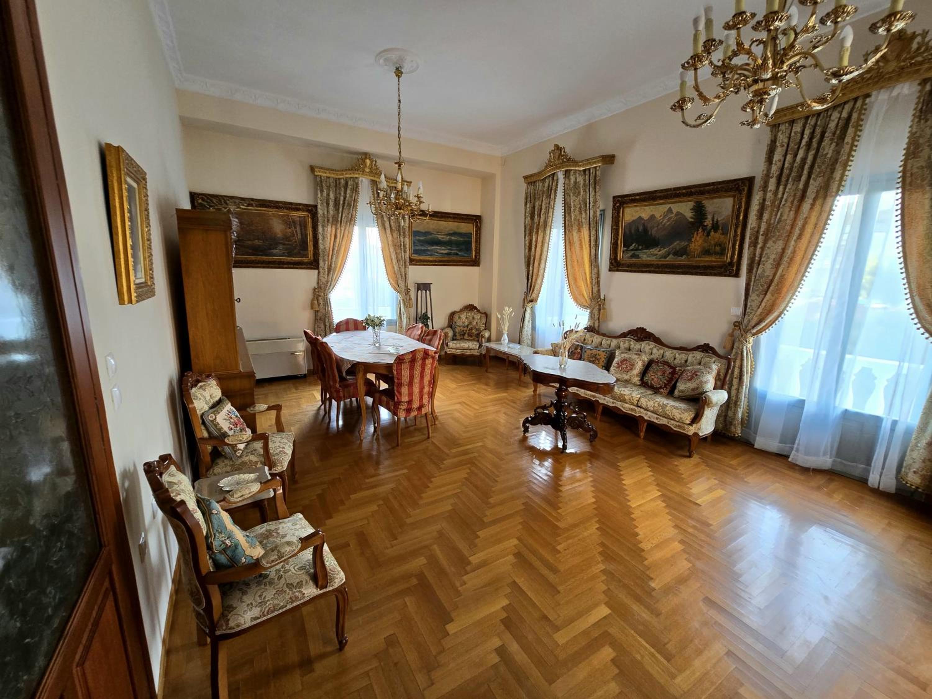 Rodon Manor view 2