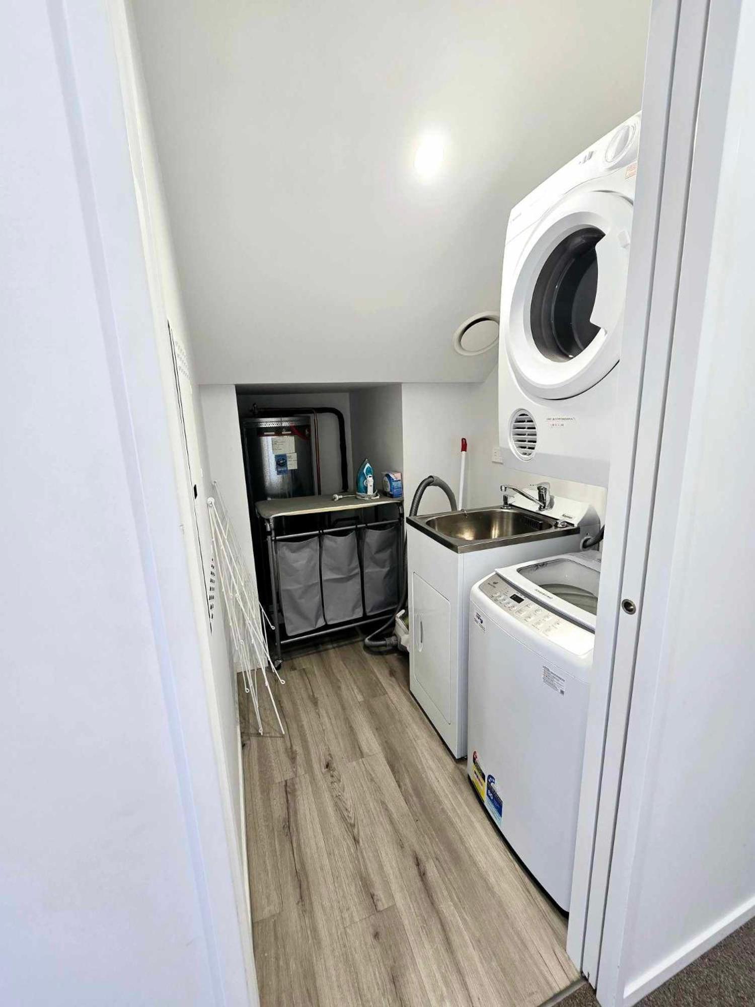 Modern Apartment in Central City Christchurch view 5