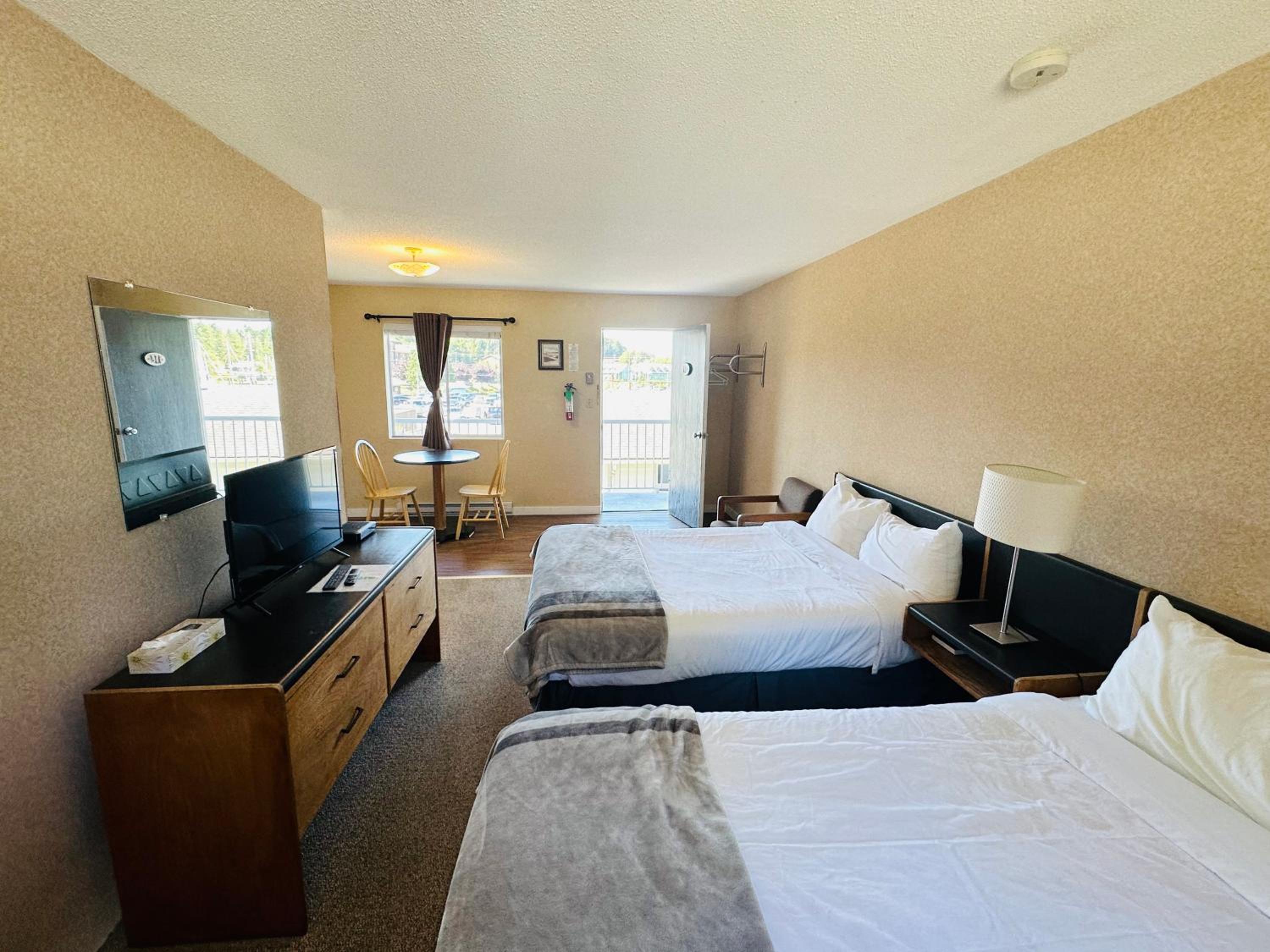 Island West Resort-Motel