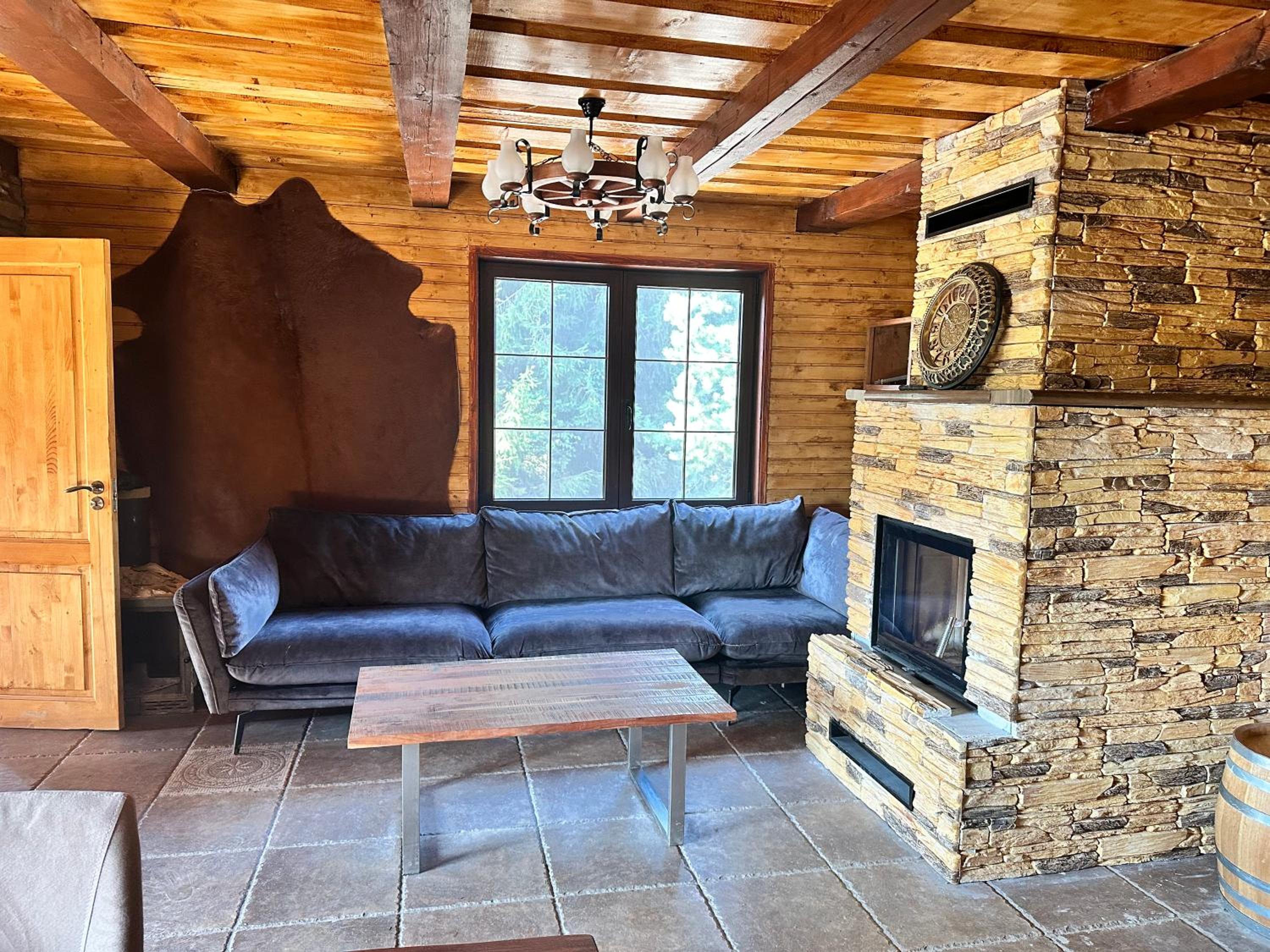 Cabana cu 2 camere view 4