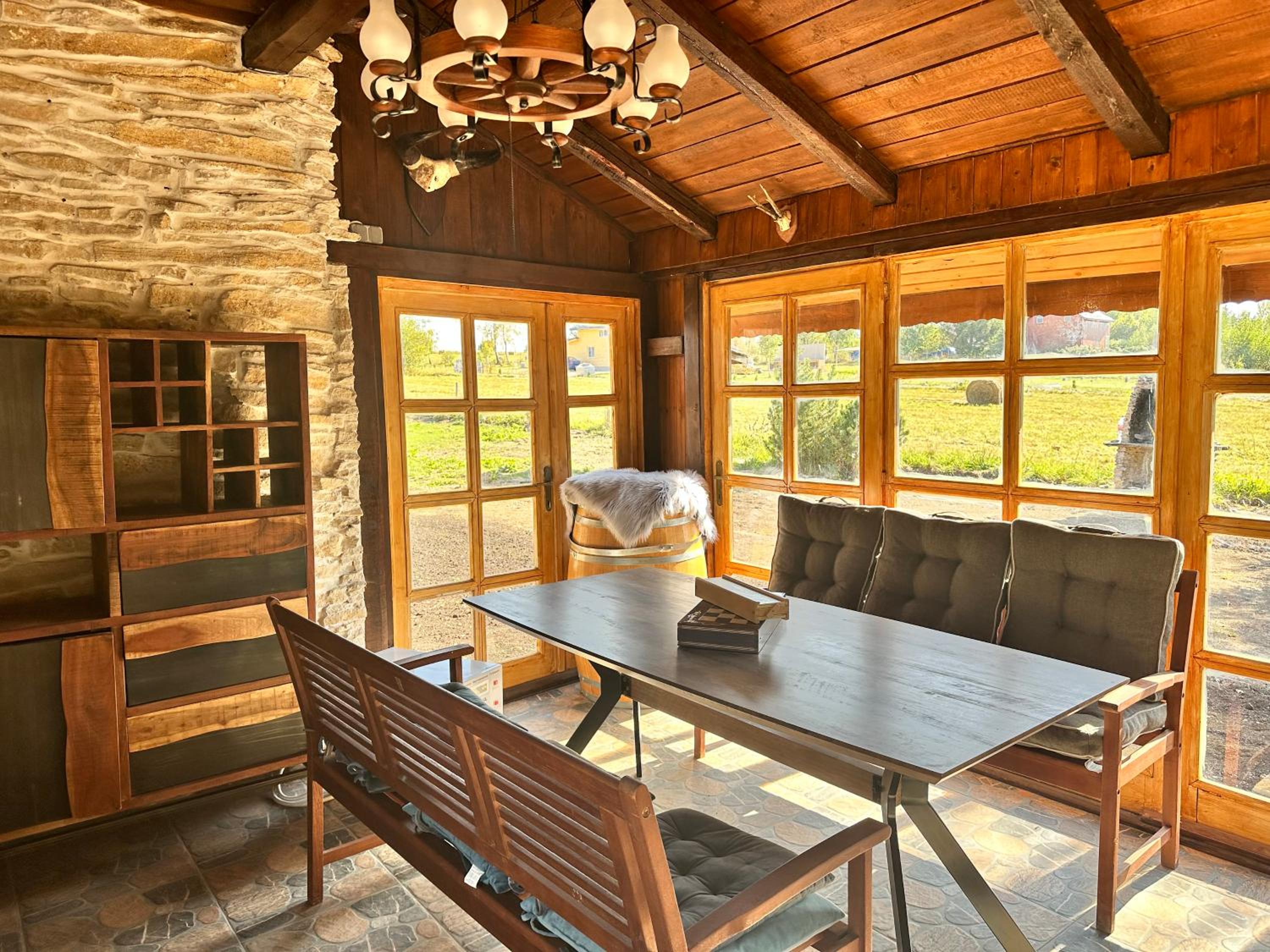 Cabana cu 2 camere view 5