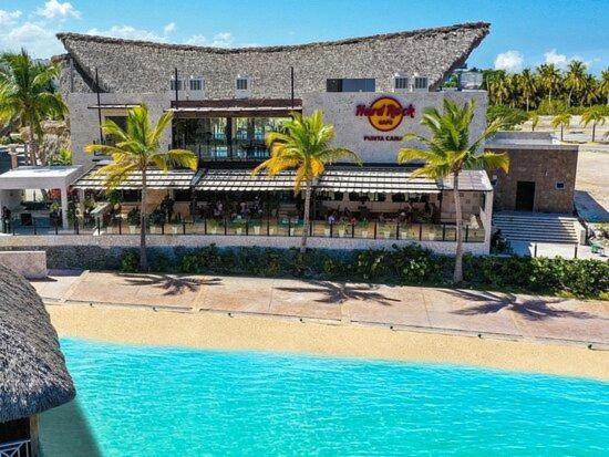Downtown Punta Cana Vibrant Apartment!