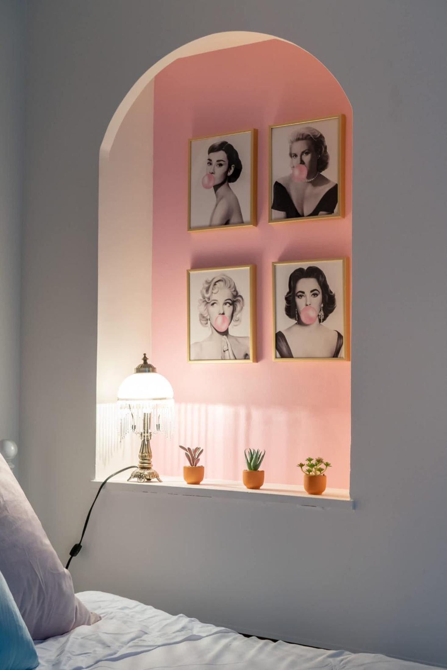 Betty Lou's Library l Cozy Reading Nook l 55 Roku
